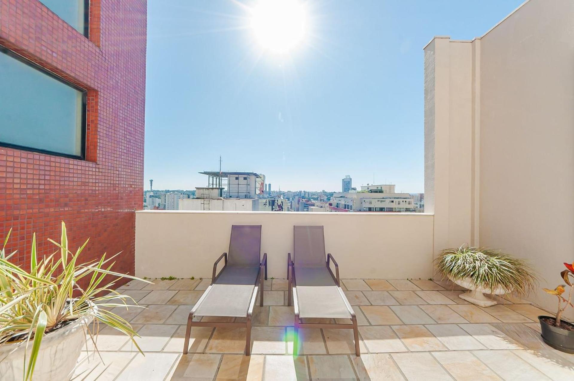 Apto-flat Excelente Localizacao Centro-batel - Somente Familiares Curitiba