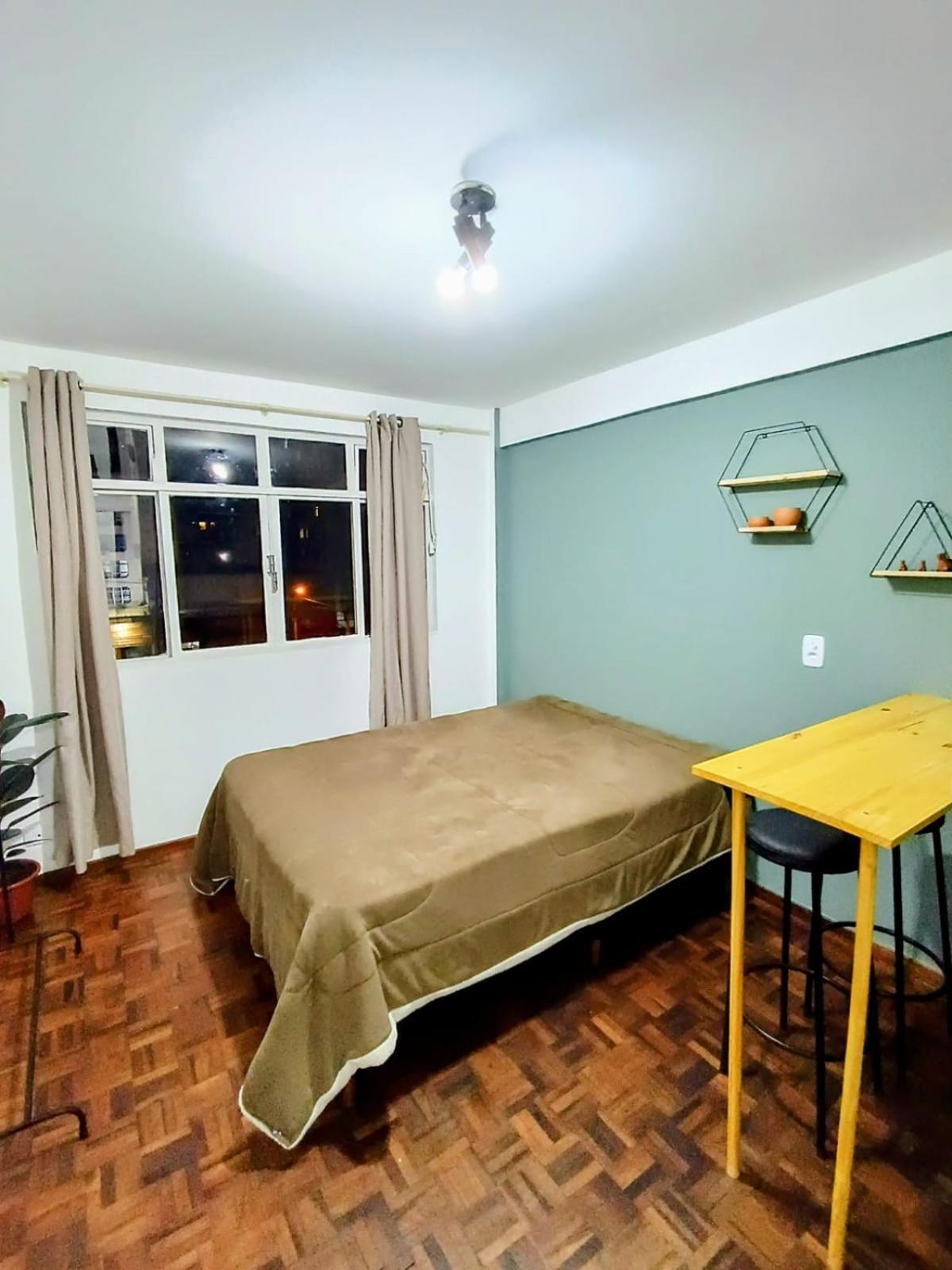 Estudio No Centro De Curitiba