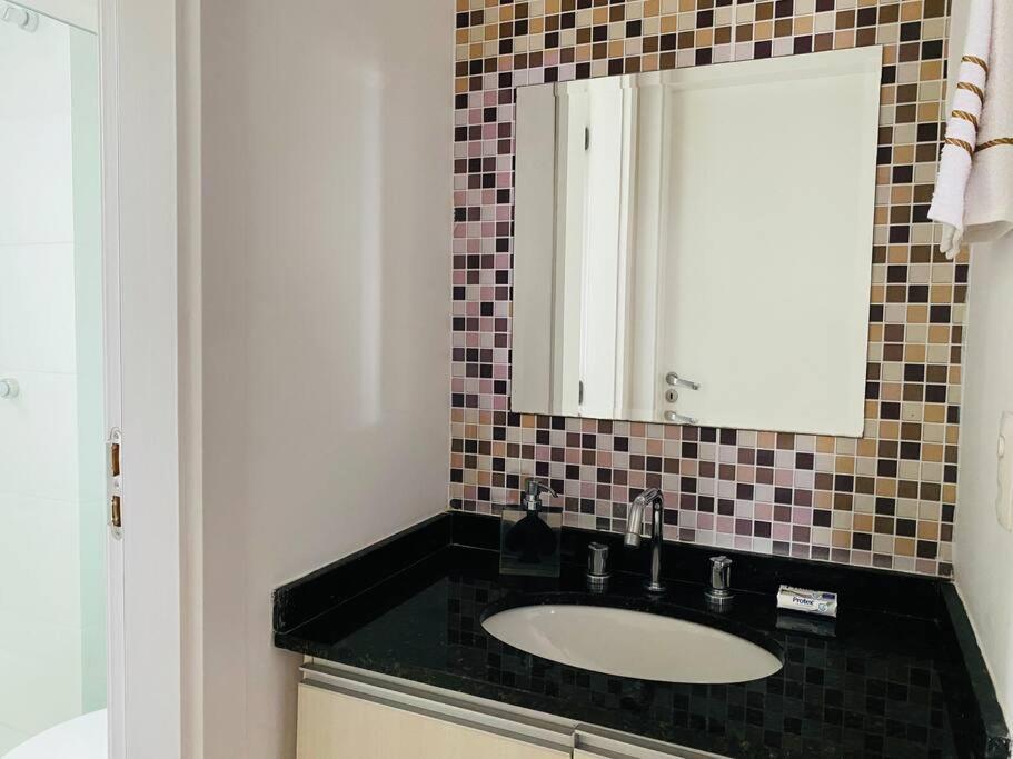 Apartamento Area Nobre Do Cabral *