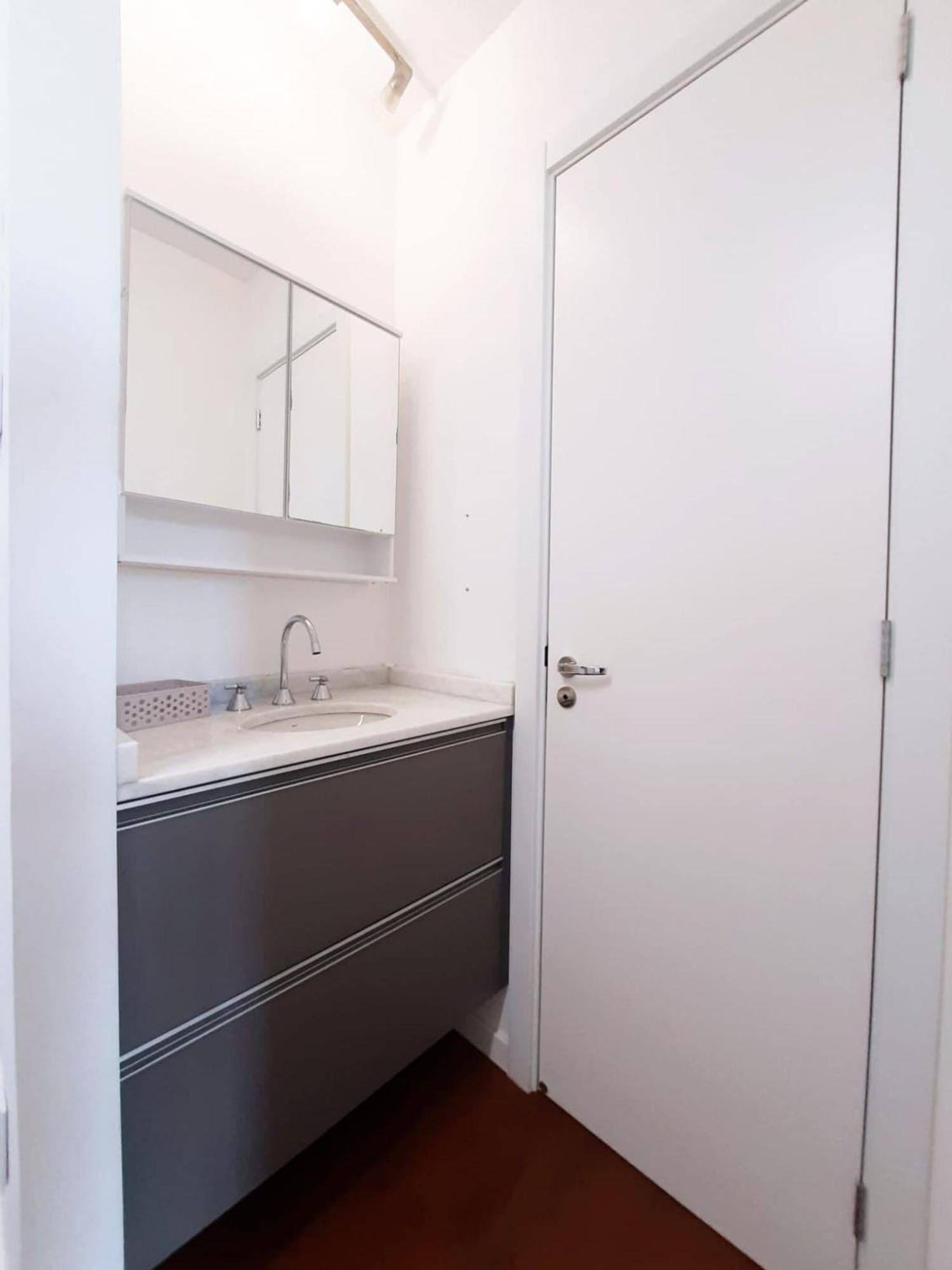 Apto Confortavel Centro/batel
