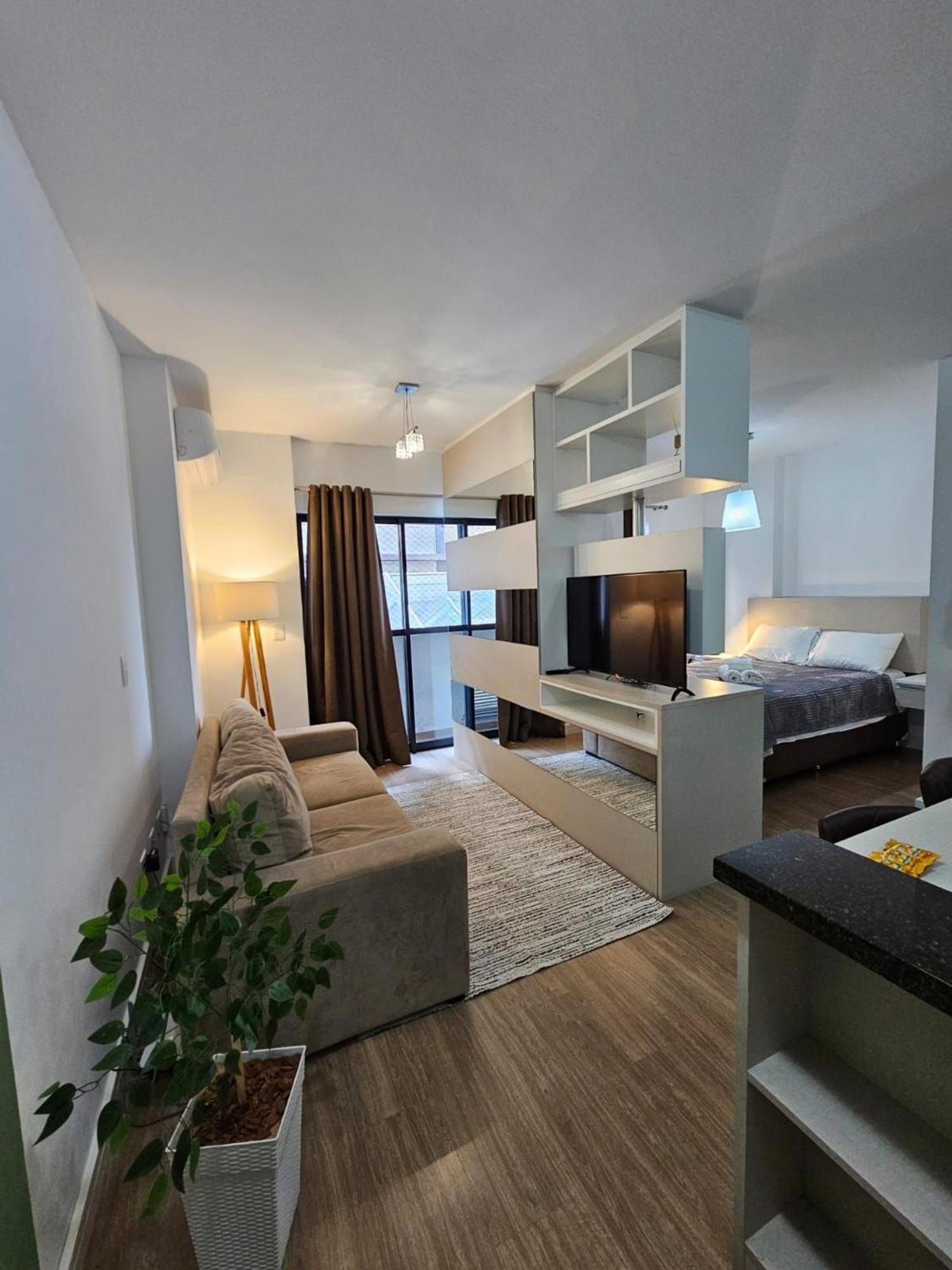 Apartamento Apto Em Frente Ao Shopping Com Piscina Aquecida