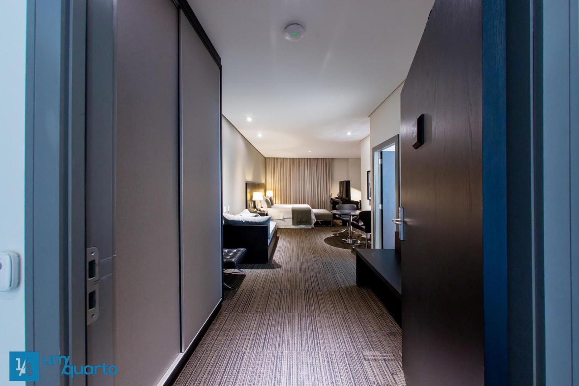 Manhattan Floor