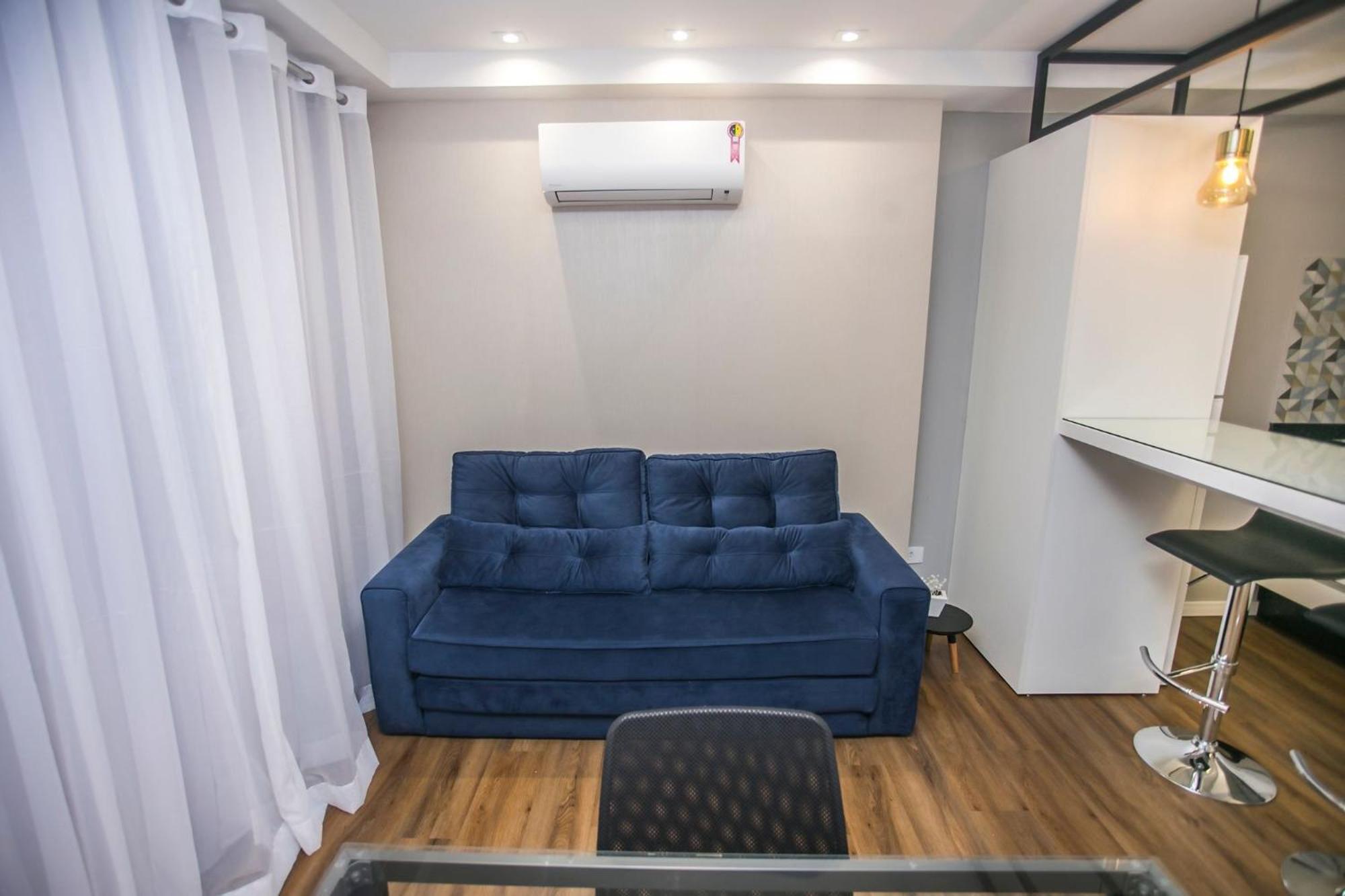 Com 1 Cama De Casal E 1 Sofa Cama - All1619 *