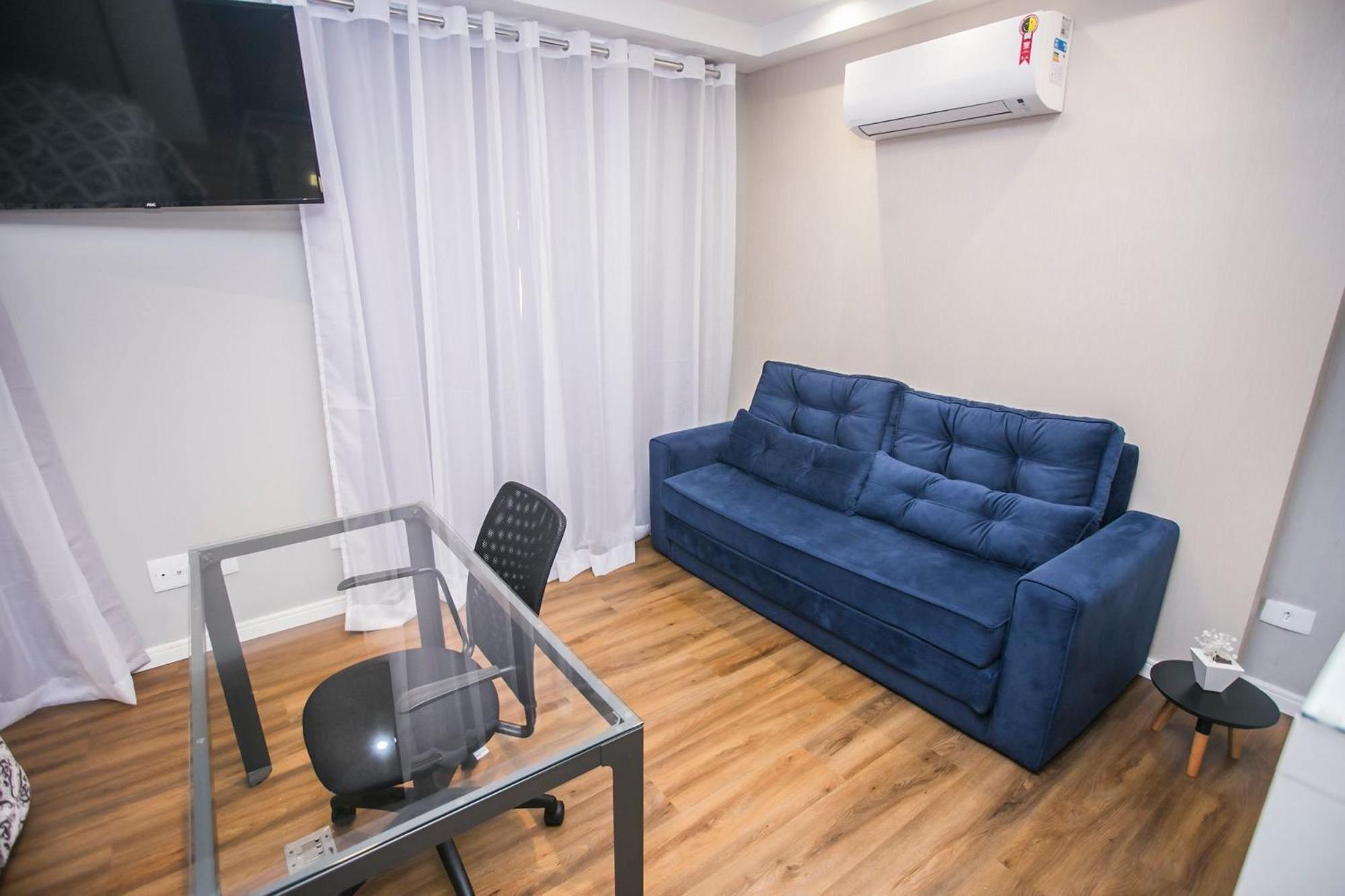 Com 1 Cama De Casal E 1 Sofa Cama - All1619 * Curitiba
