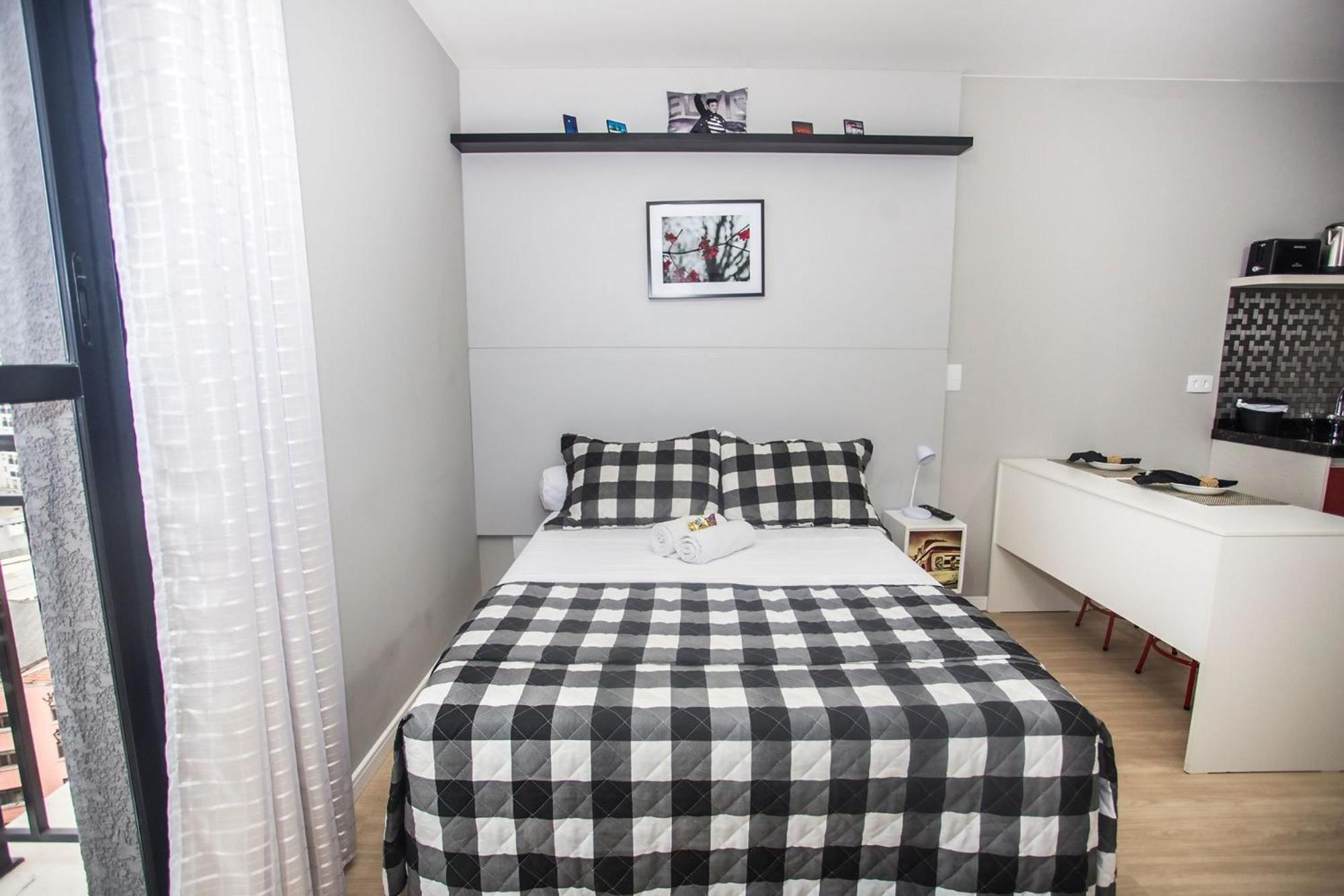 Apartamento Com Vista Ao Paco Da Liberdade - All1402 *