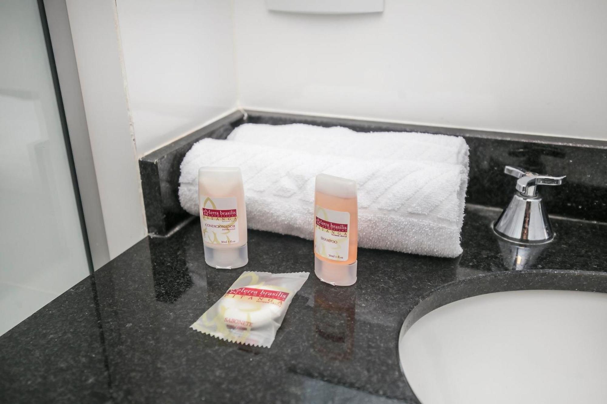 Apartamento Na Capital Do Parana - All1103 *