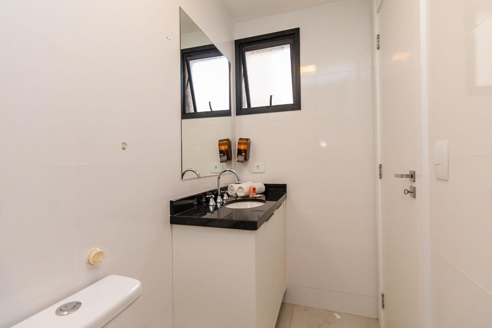 Apartamento Com Sacada All0717 Curitiba