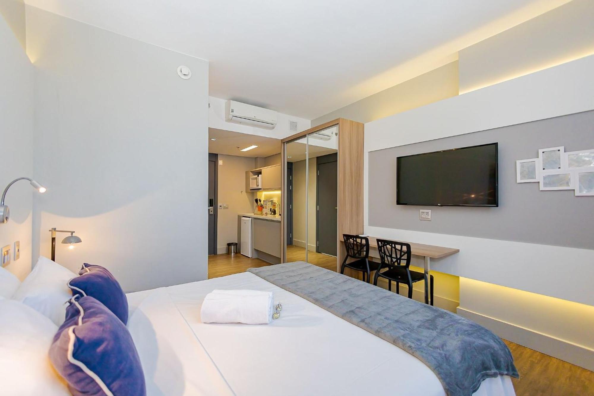 Apartamento Estudio Completo No Batel - Hsb1262 *