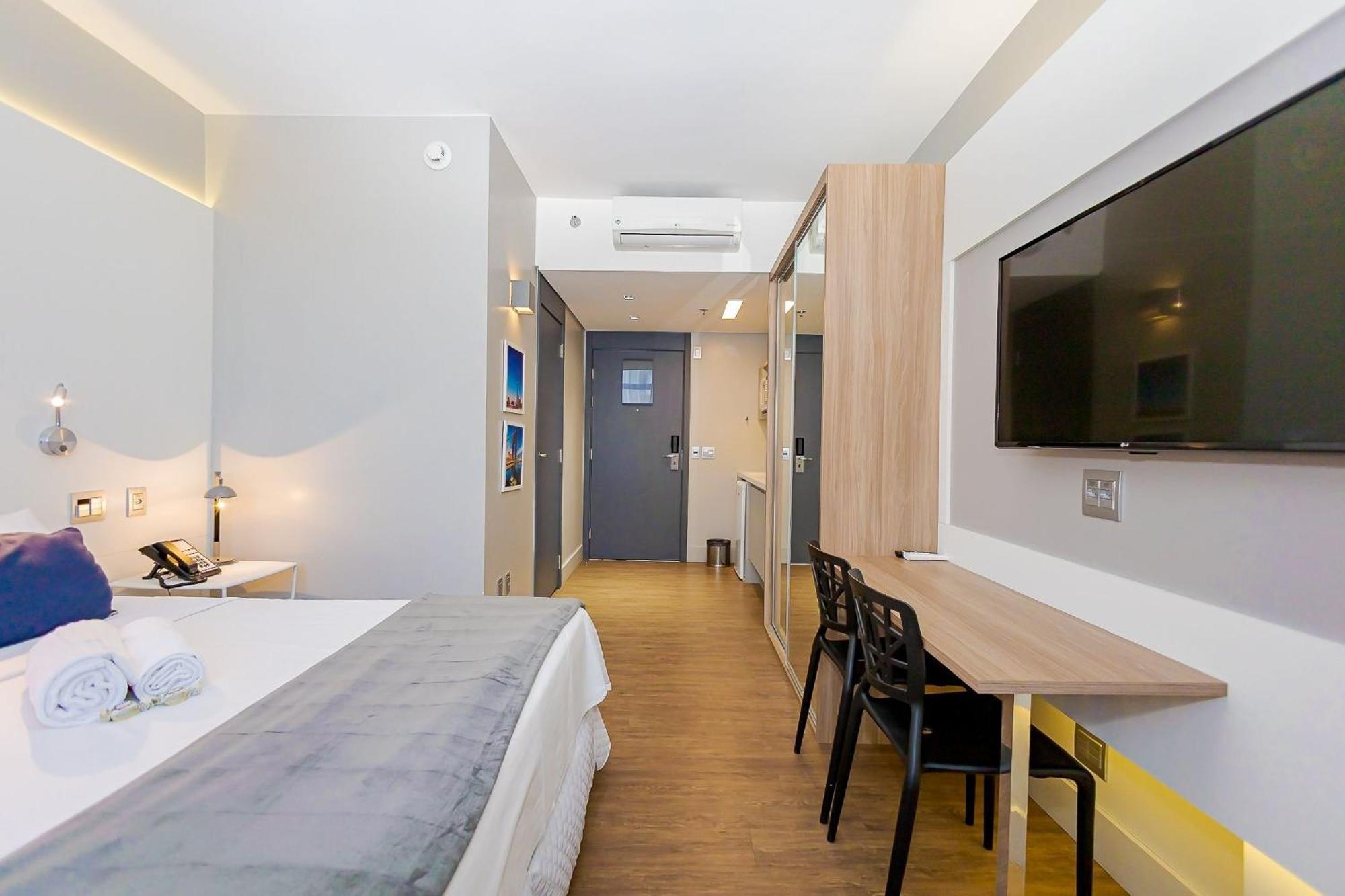 Apartamento Estudio Completo No Batel - Hsb1262 *