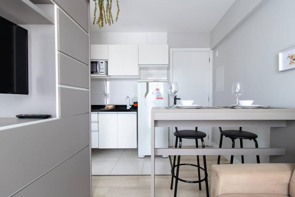 Apartamento No Coracao De Curitiba, Ao Lado Do Shopping Curitiba