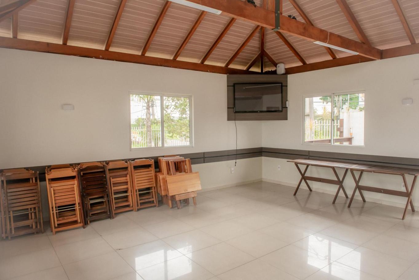 Apto Com Churrasqueira, Wifi E Otima Localizacao * Curitiba