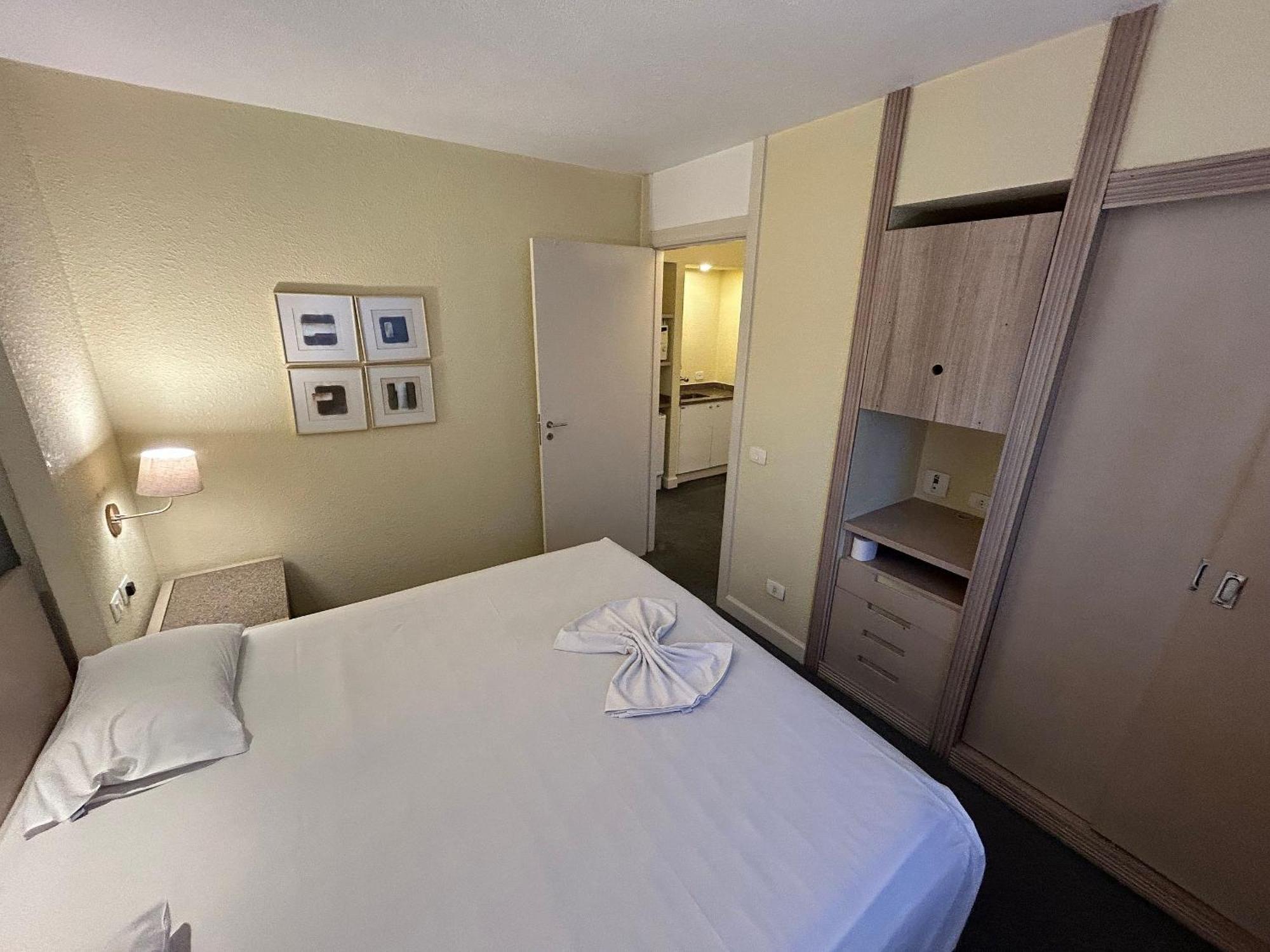 Flat No Local Do Centro/batel