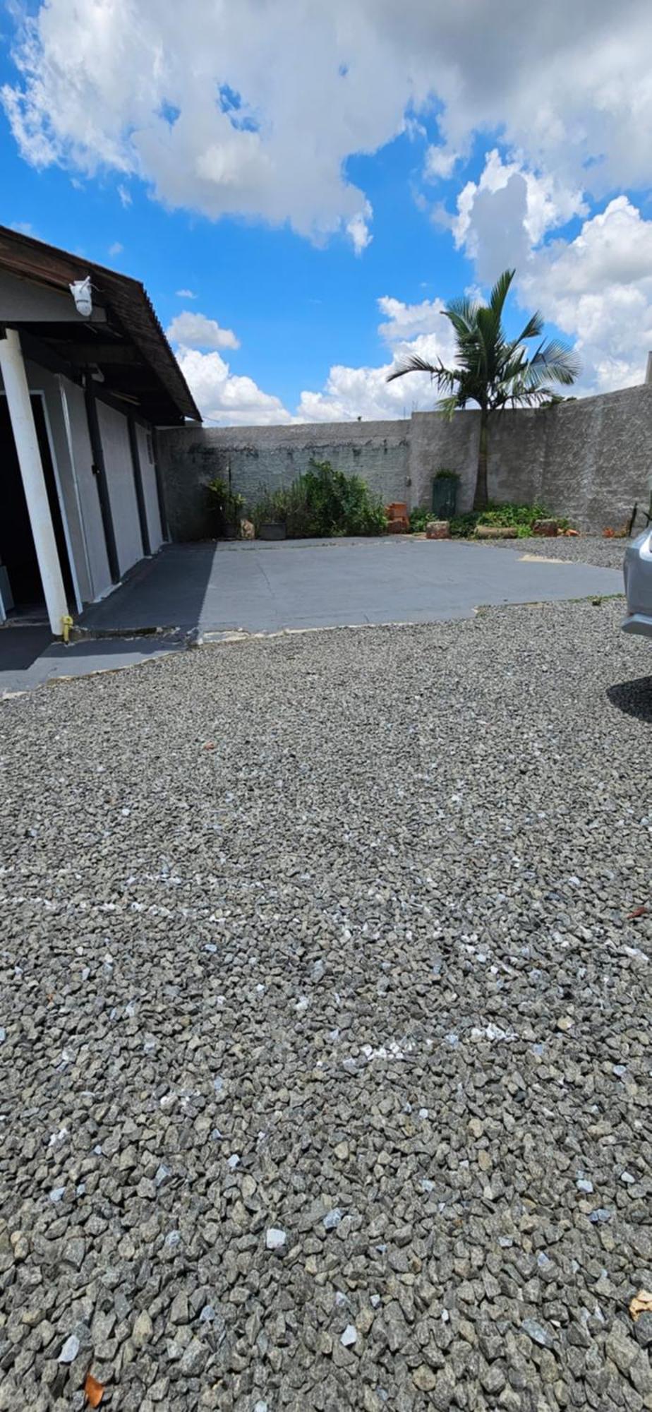 Apartamento Kitinete No Centro De Santa Felicidade 2