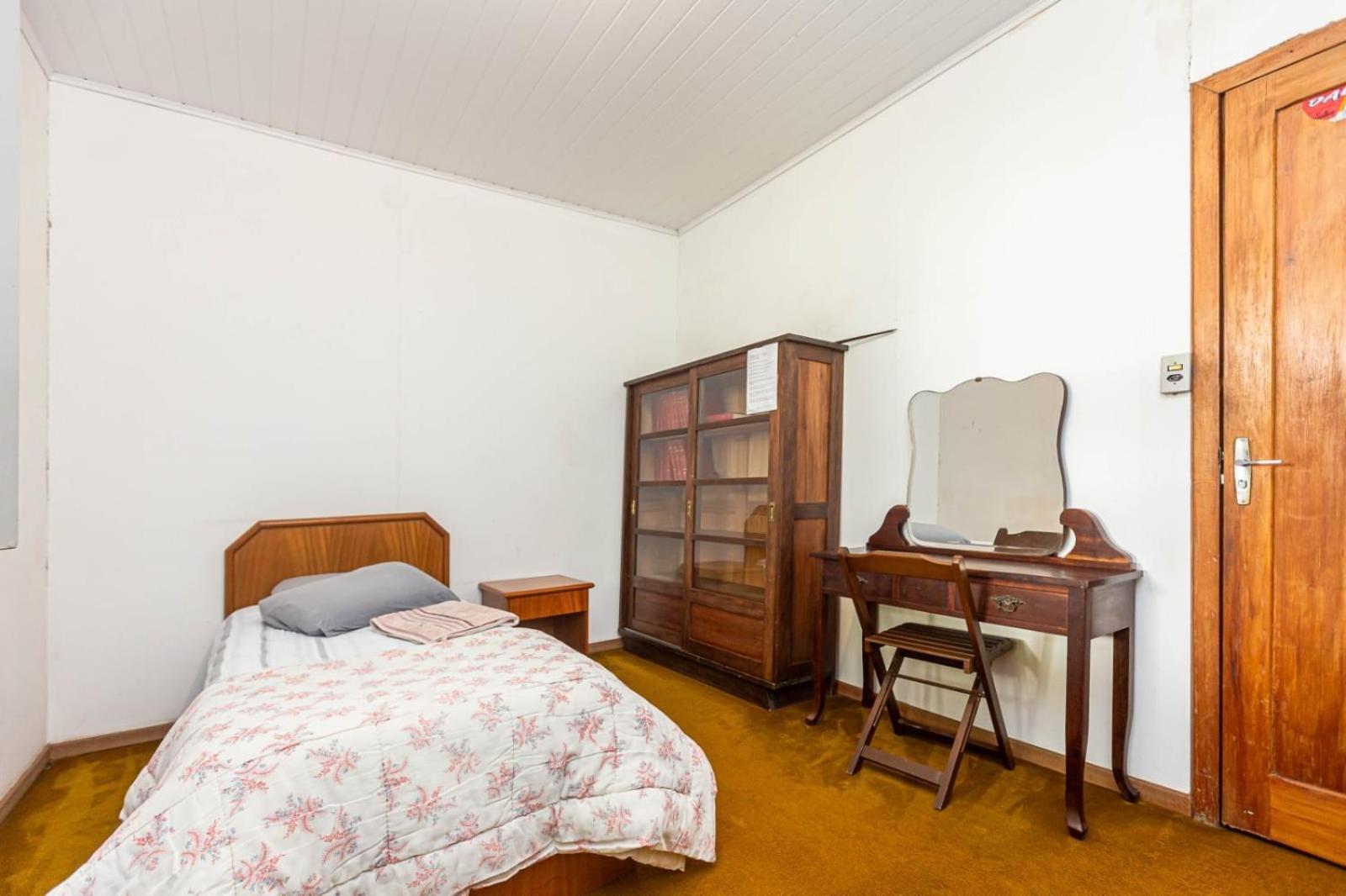 Hospedagem domiciliar Memora - Quartos Em Casa Proximo Ao Parque Bacacheri