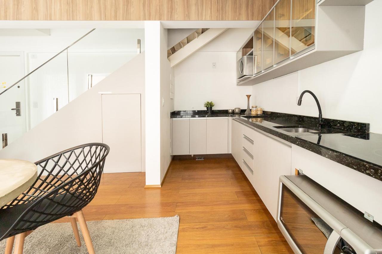 Duplex Decorado Com Dois Quartos No Batel Curitiba