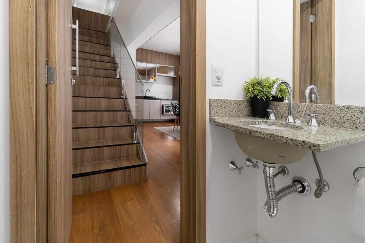 Duplex Decorado Com Dois Quartos No Batel Curitiba