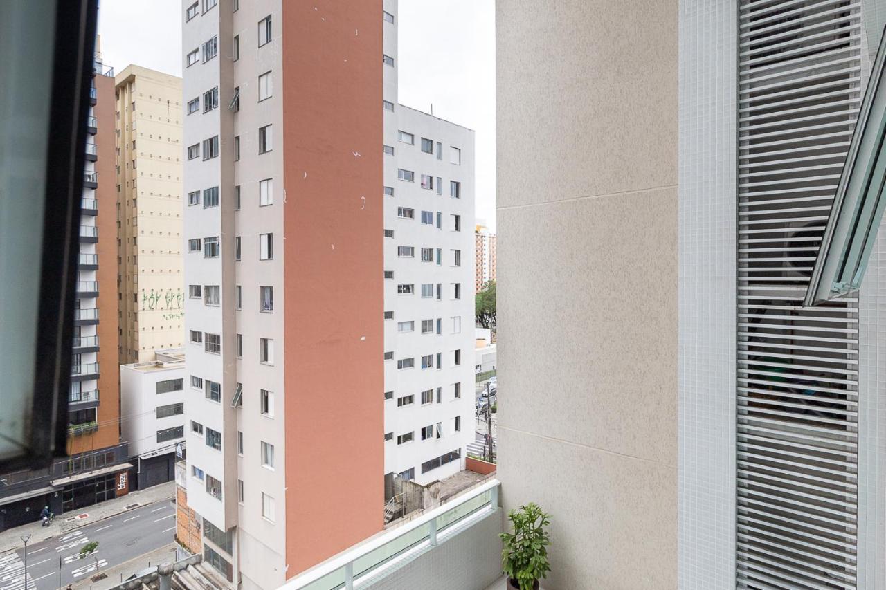Apartamento Duplex Decorado Com Dois Quartos No Batel