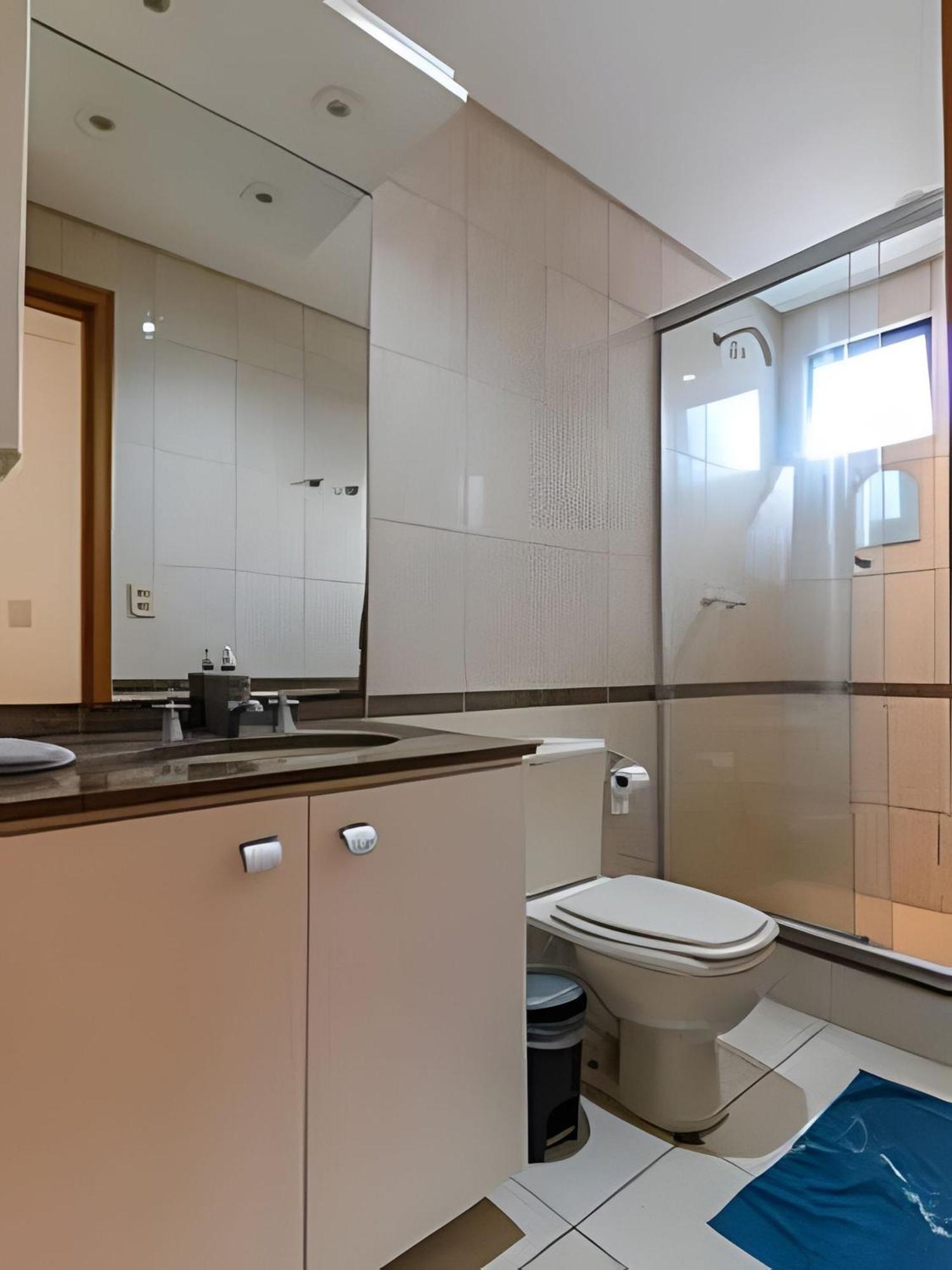 Predio No Cabral Apartamento