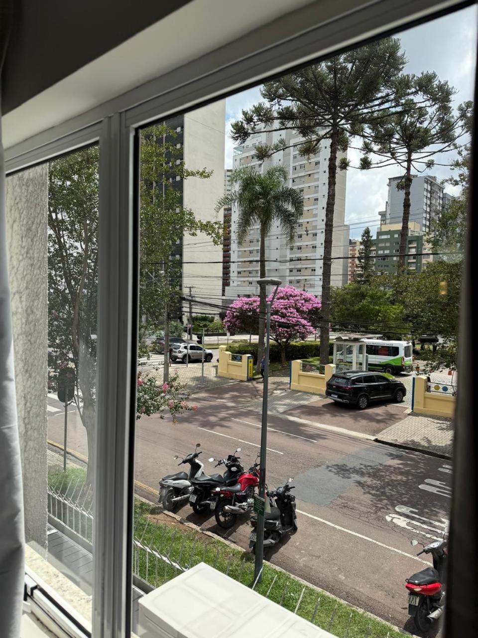 Esquina Batel - Economico 2*