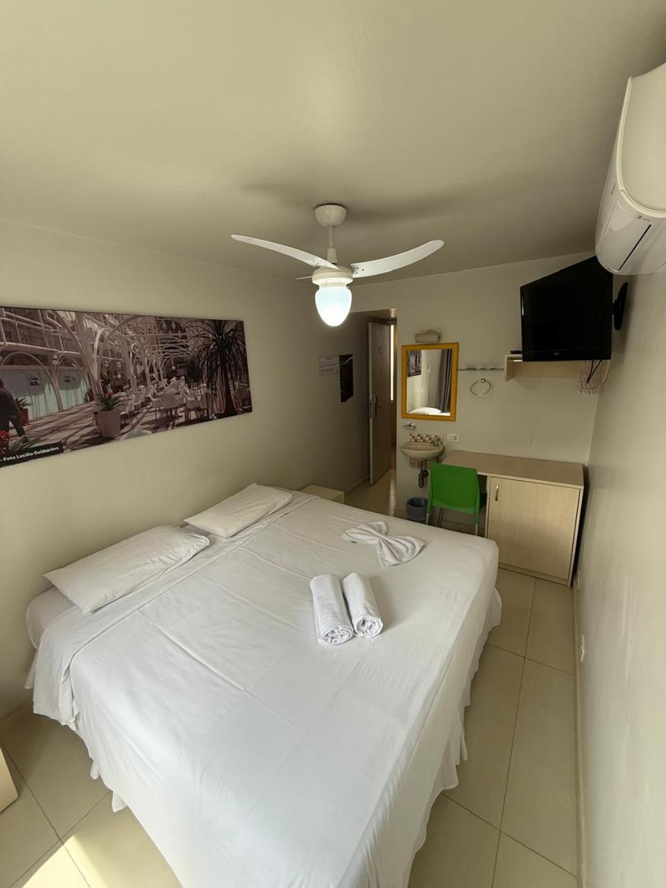 Esquina Batel - Economico Hotel