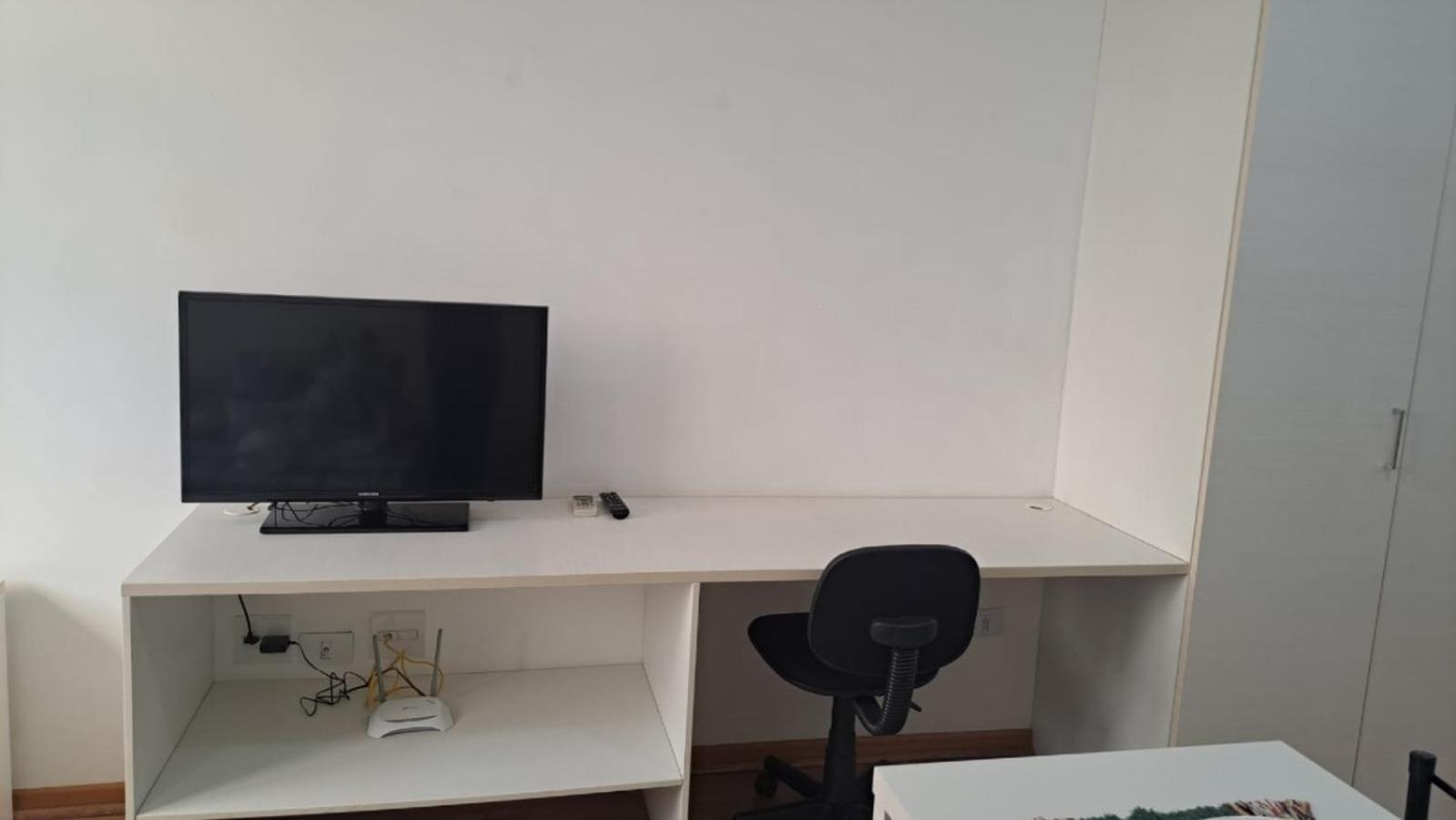 Flat Centro De Rua 24 Apartamento