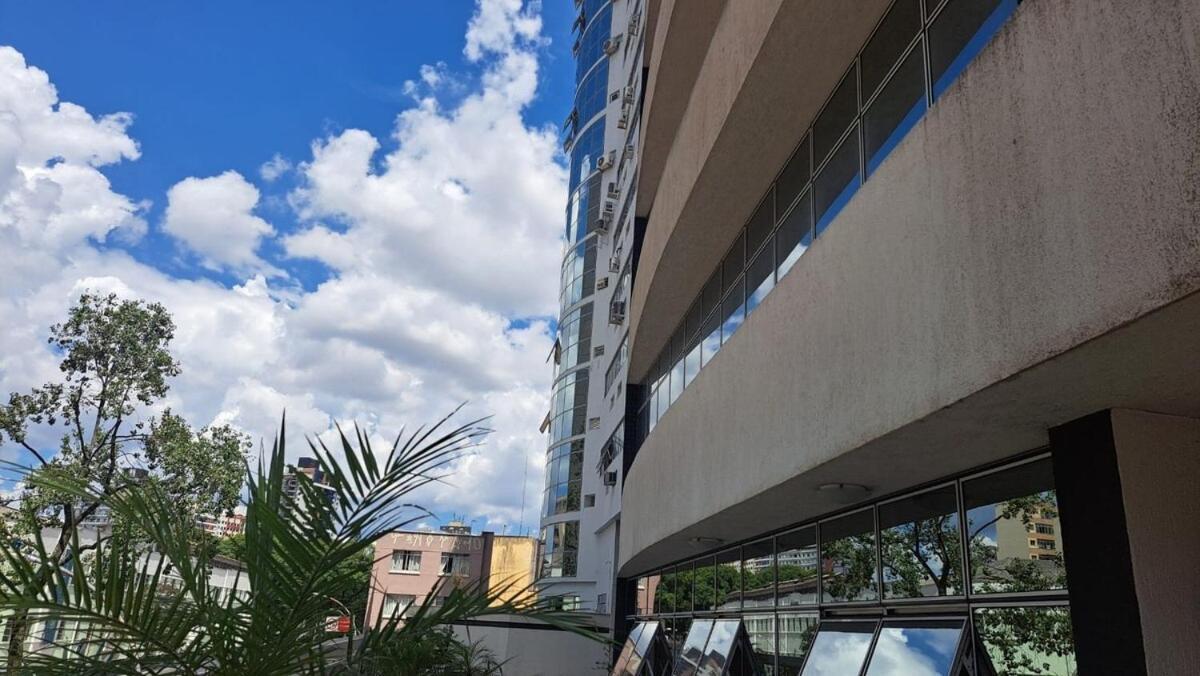 Apartamento Flat Centro De Rua 24 Curitiba