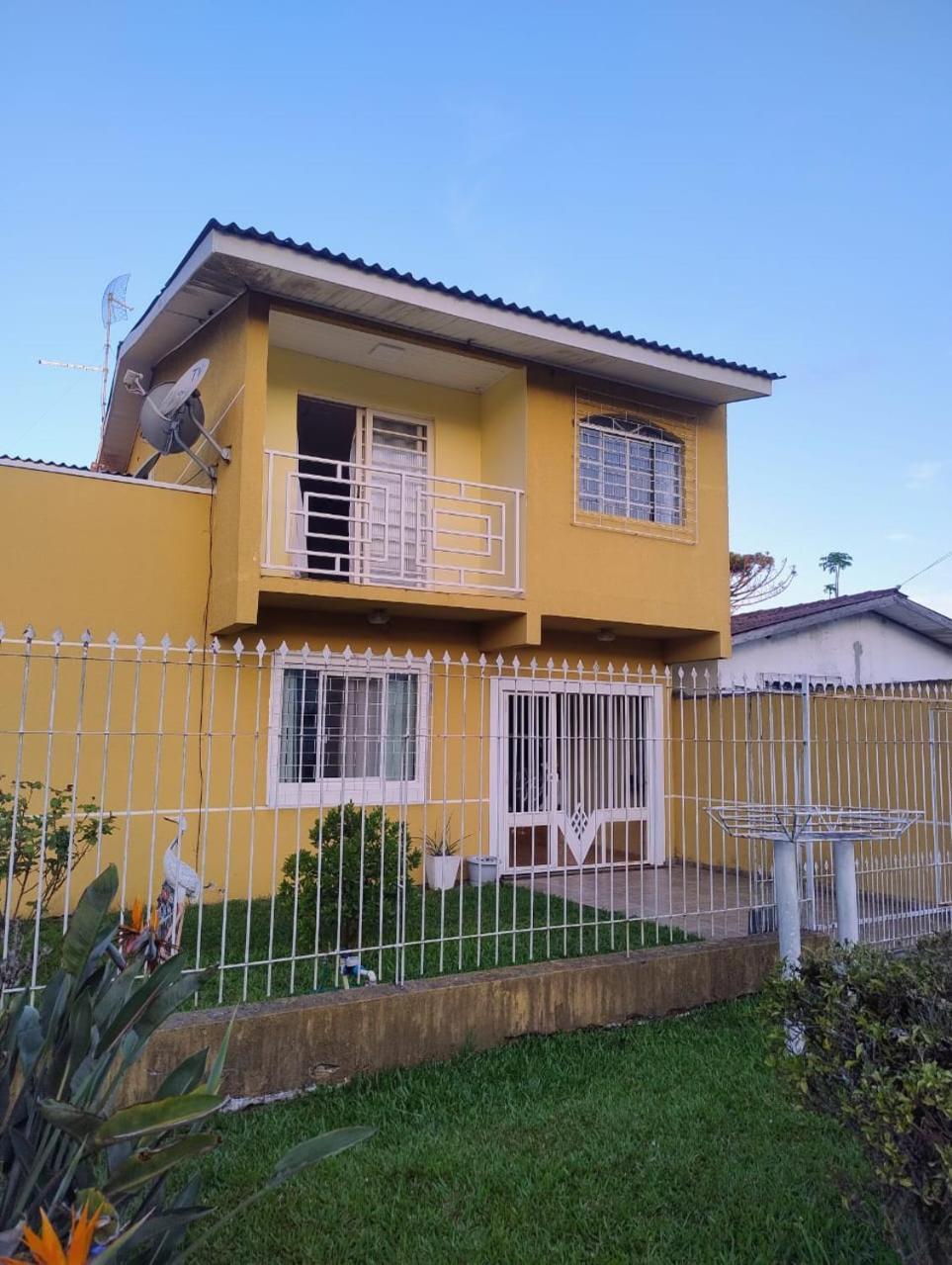 Casa Proximo Quartel Boqueirao * Curitiba