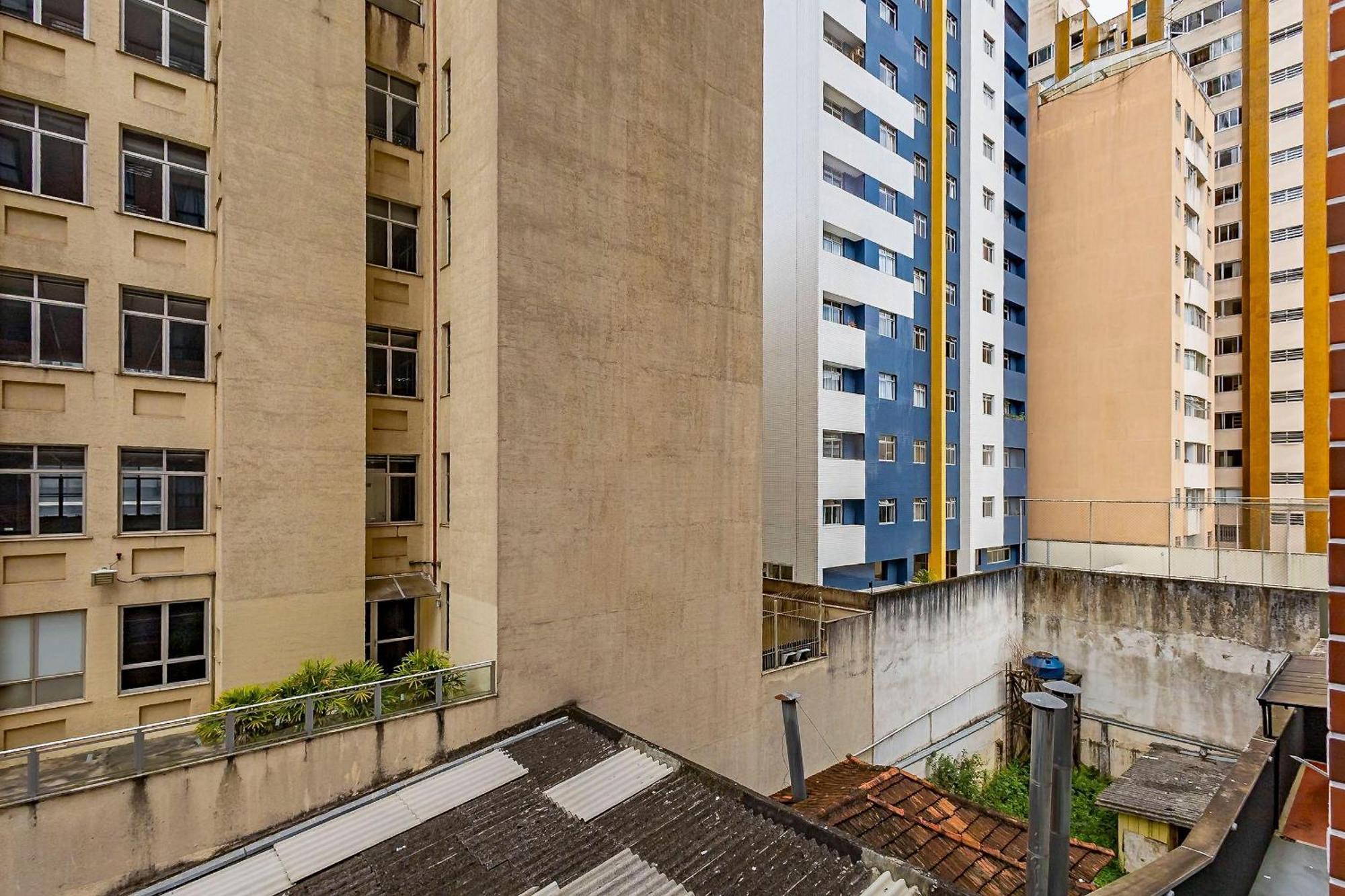 Centro/batel Localizacao Da Apartamento *