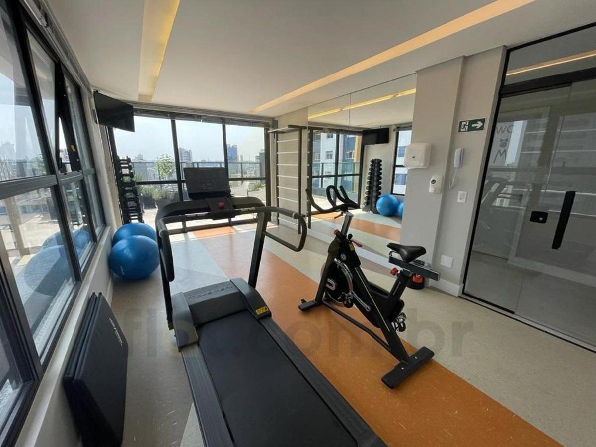 Apartamento Centro/batel Localizacao Da *