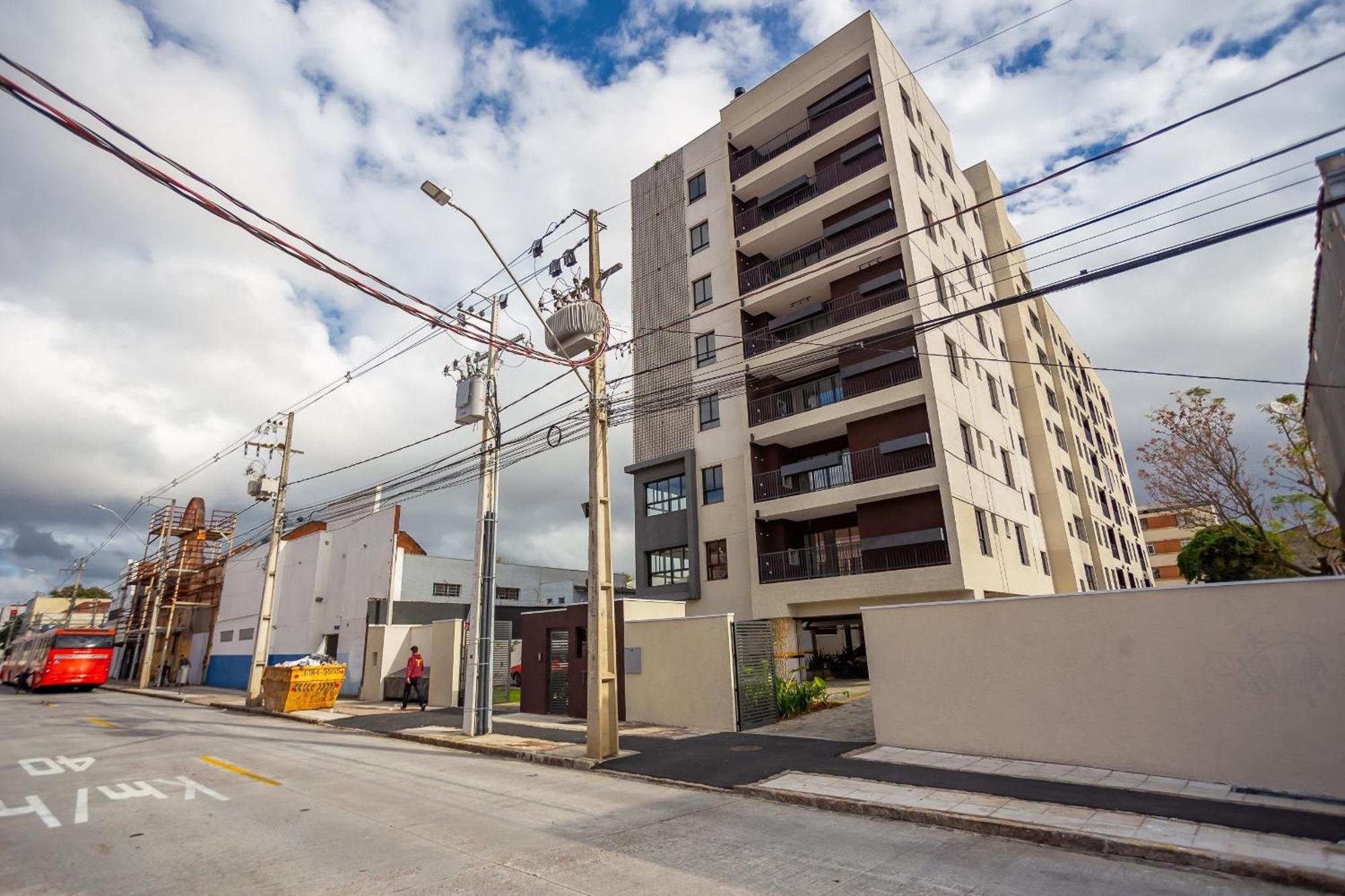 Duplex. Luxo! Com Garagem Curitiba