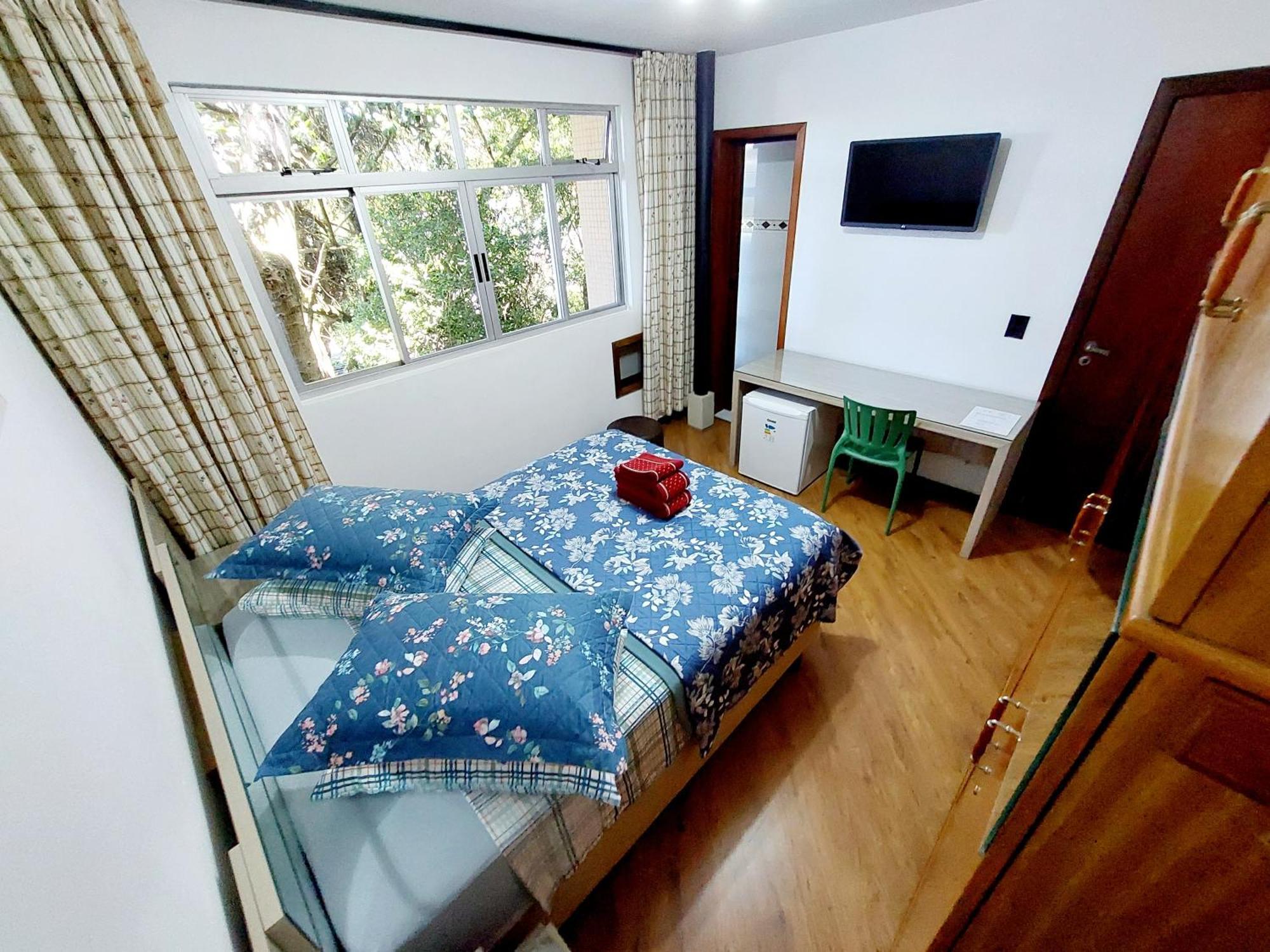 Casa - 2* Curitiba