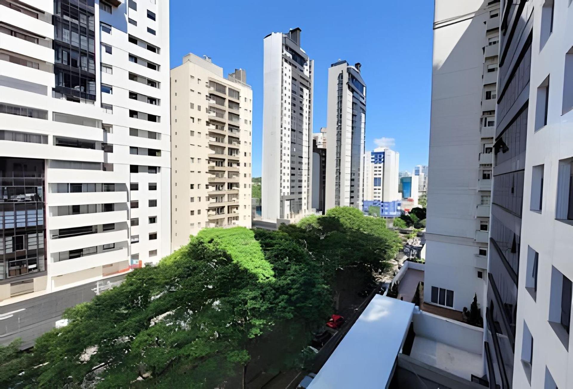 Conforto No Bigorrilho Com Garagem E Academia Curitiba