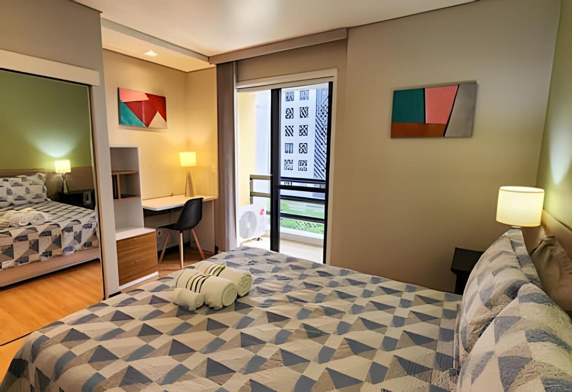 Apartamento Conforto No Bigorrilho Com Garagem E Academia Curitiba