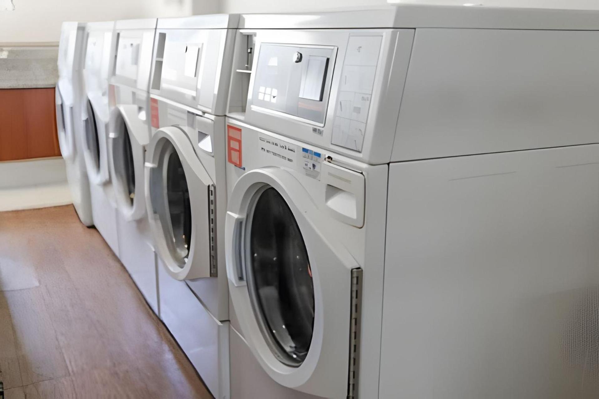 Estilo E Praticidade Proximo Ao Passeio Publico Apartamento *