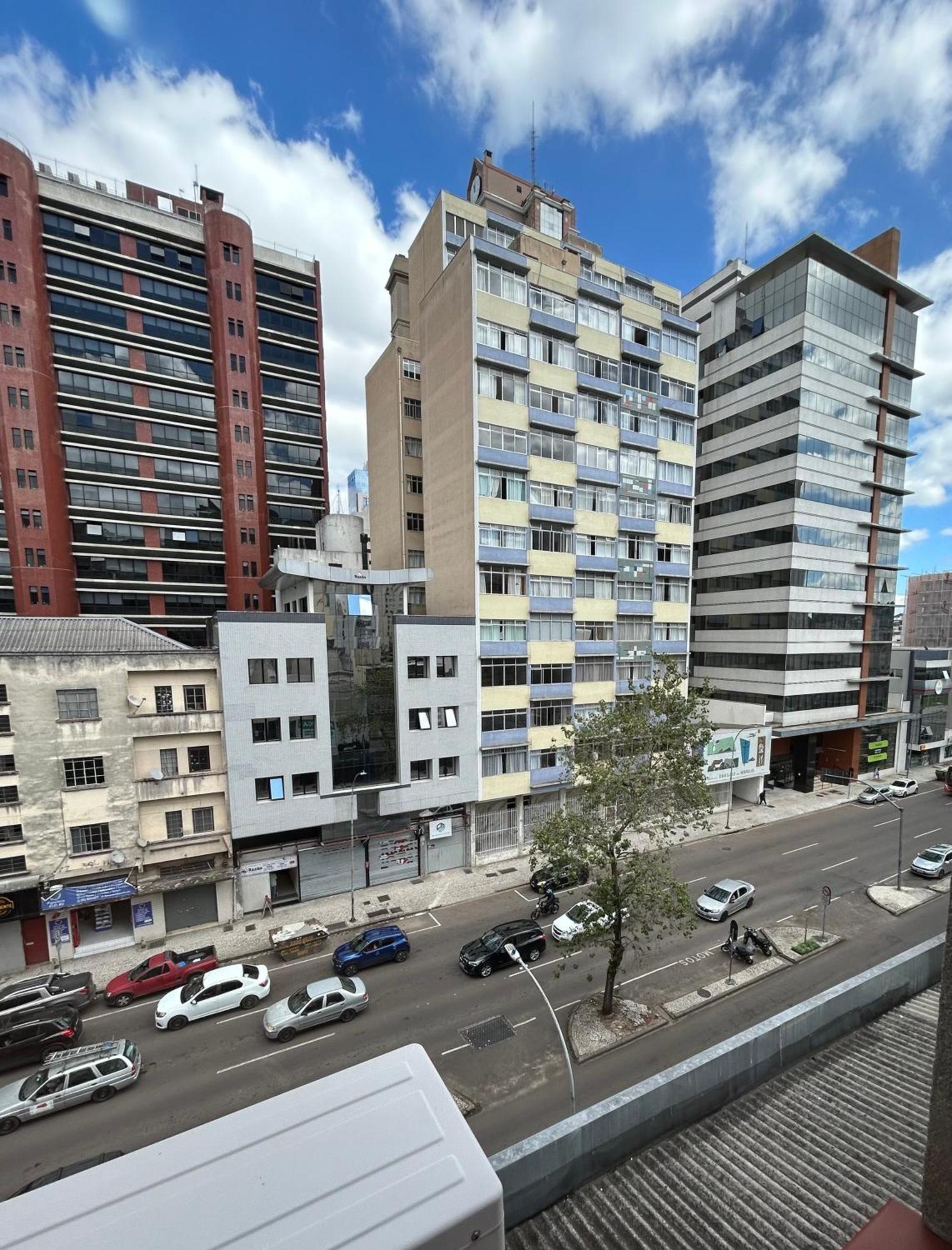 Apartment Posit *