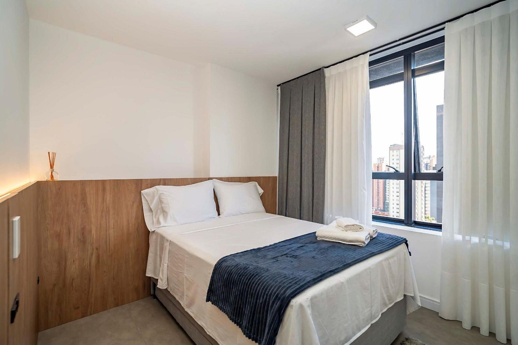 Apto Com Piscina Aquecida E Rooftop *
