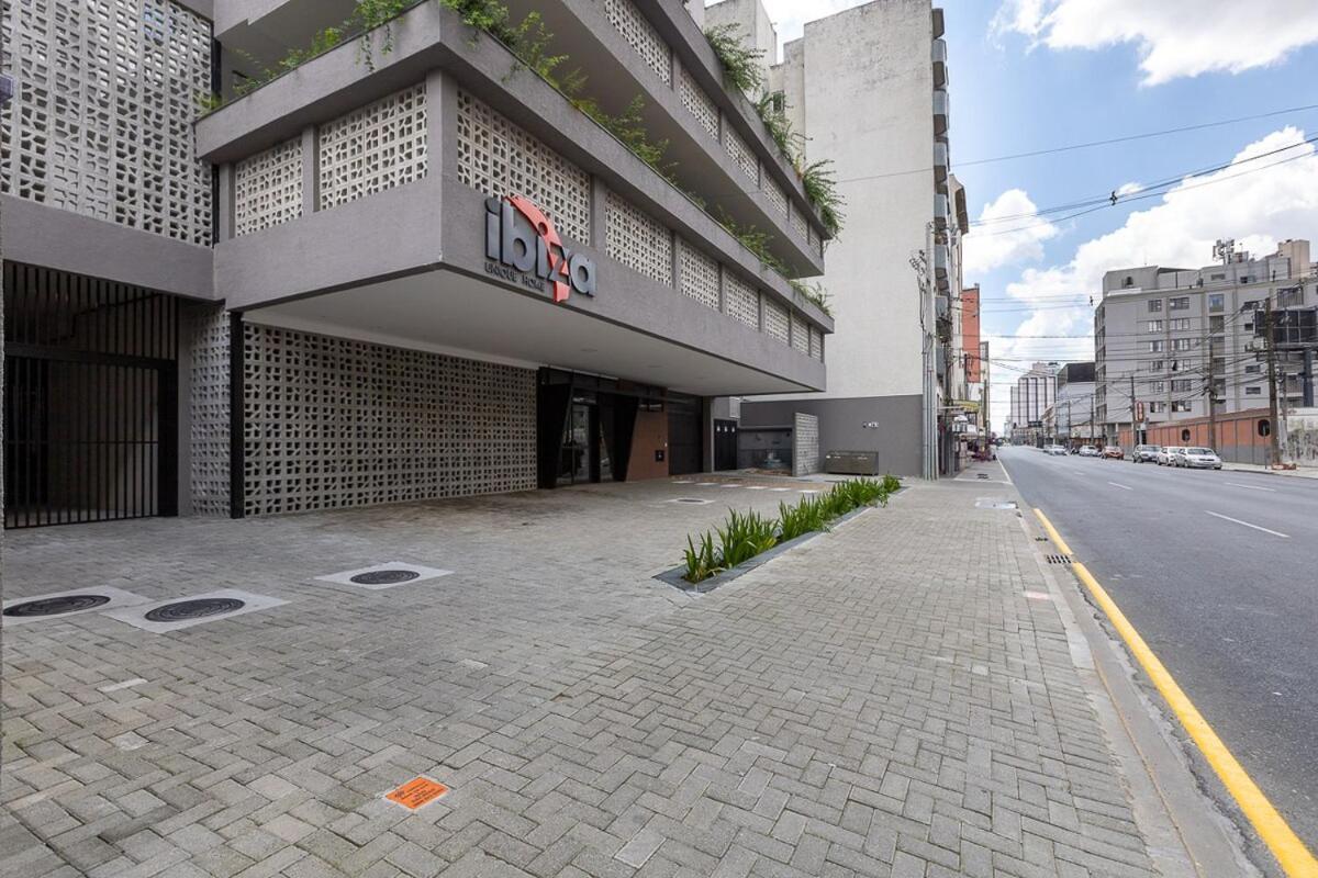 Conforto Nas Alturas Com Piscina E Academia Curitiba