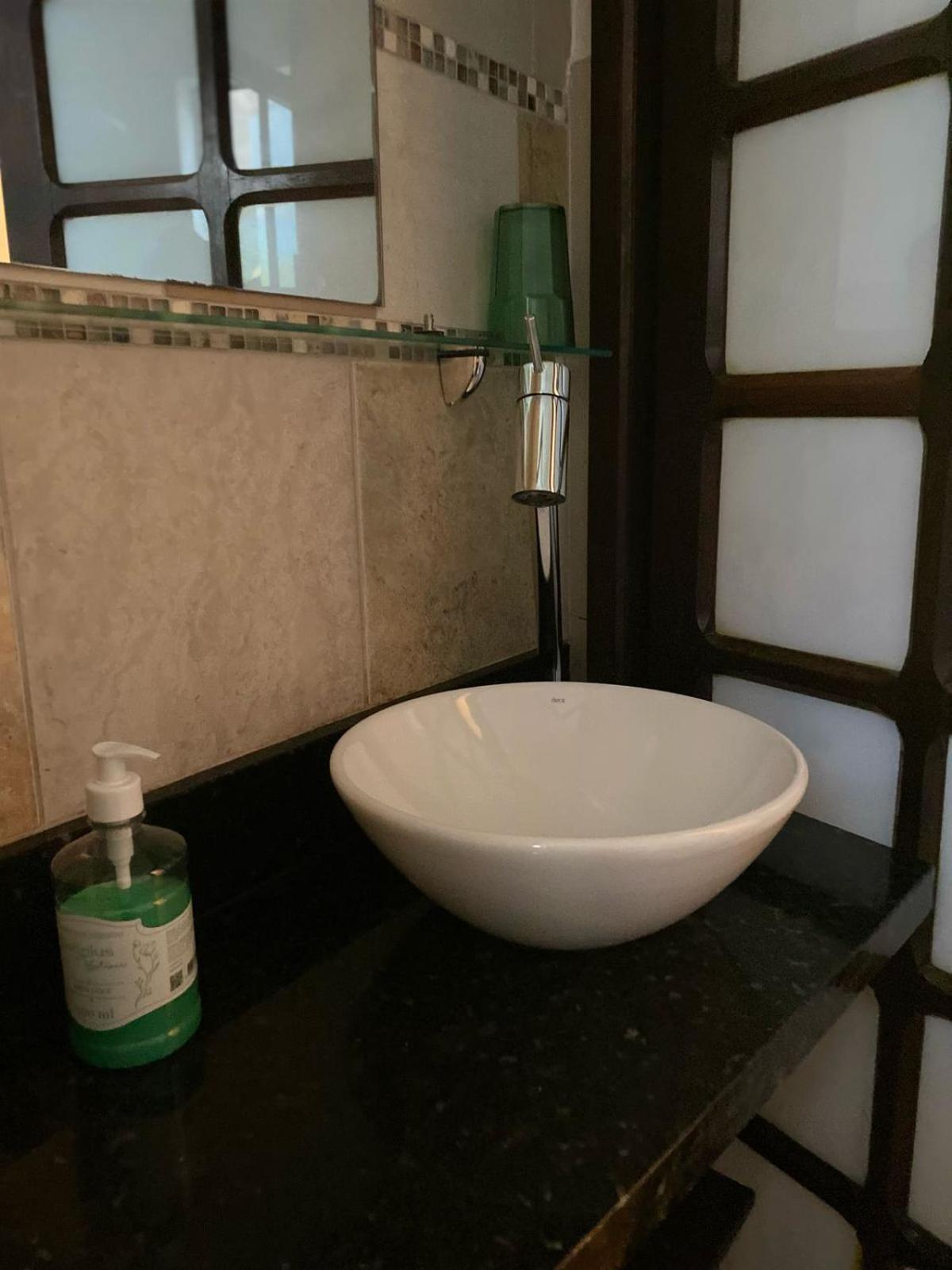 Carini Guest house