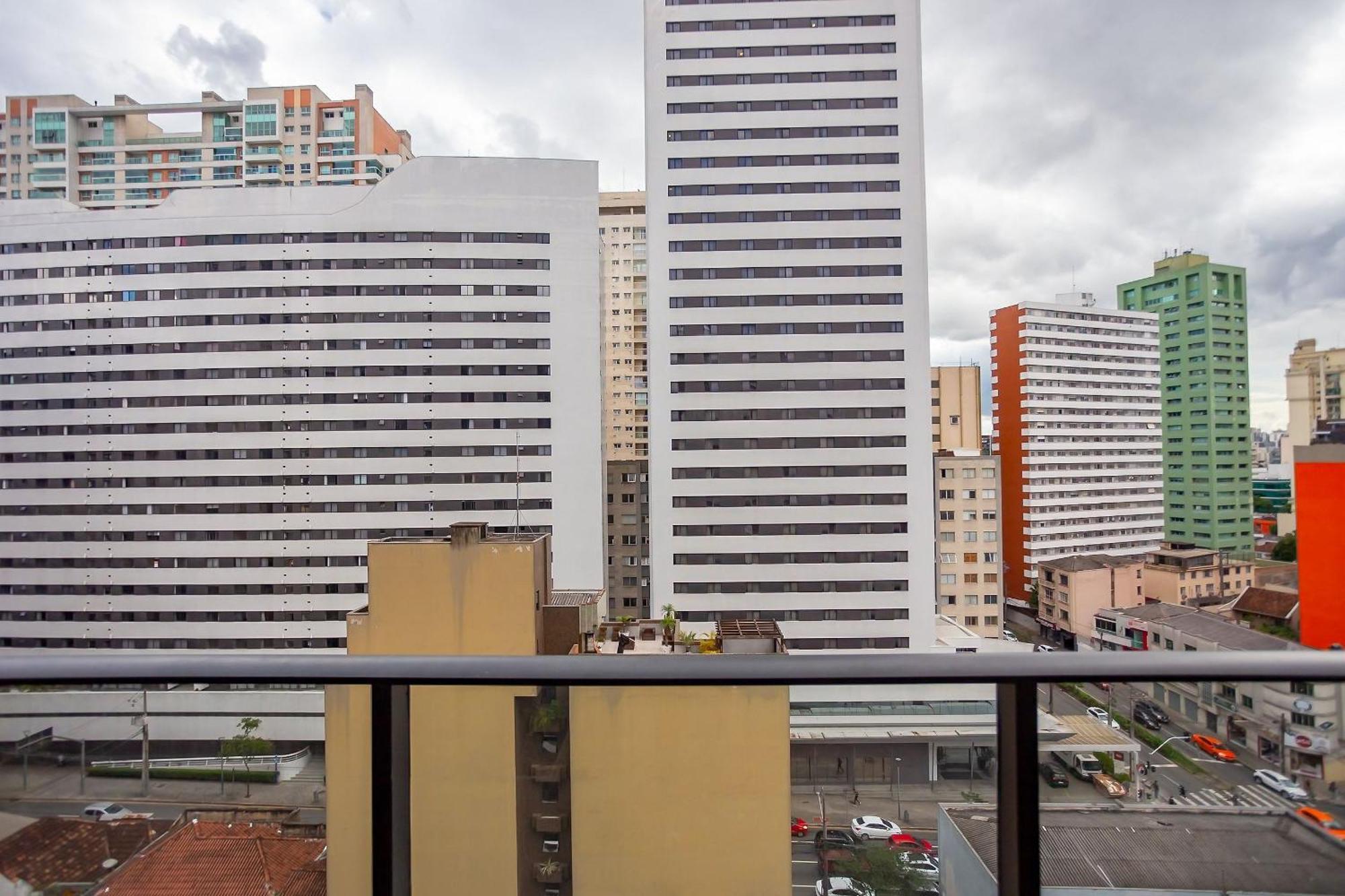Apartamento Conforto E Tranquilidade No Batel - Bat0810 *