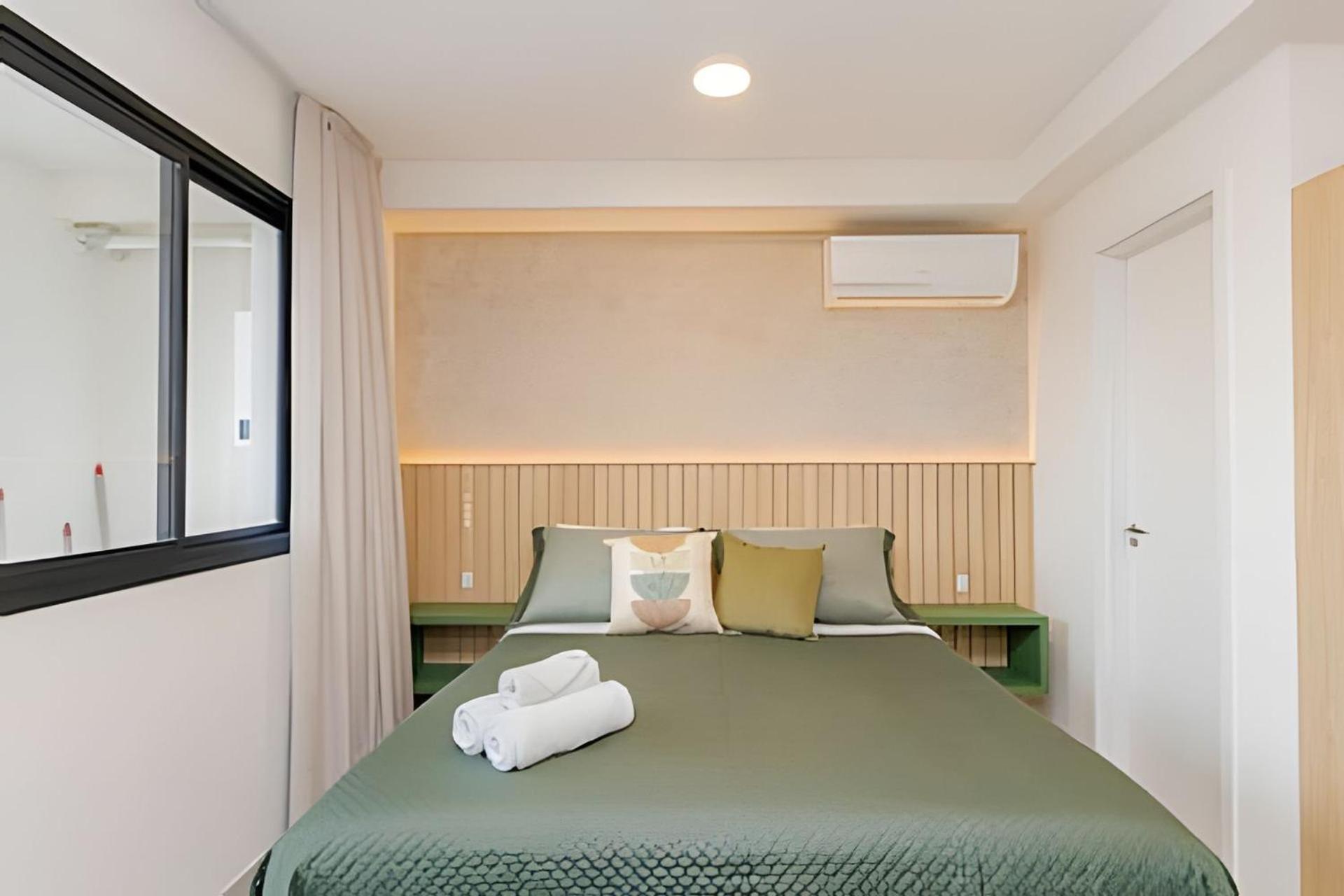 Casal Com Cama Queen - Piscina E Academia No Centro De Apartamento Curitiba
