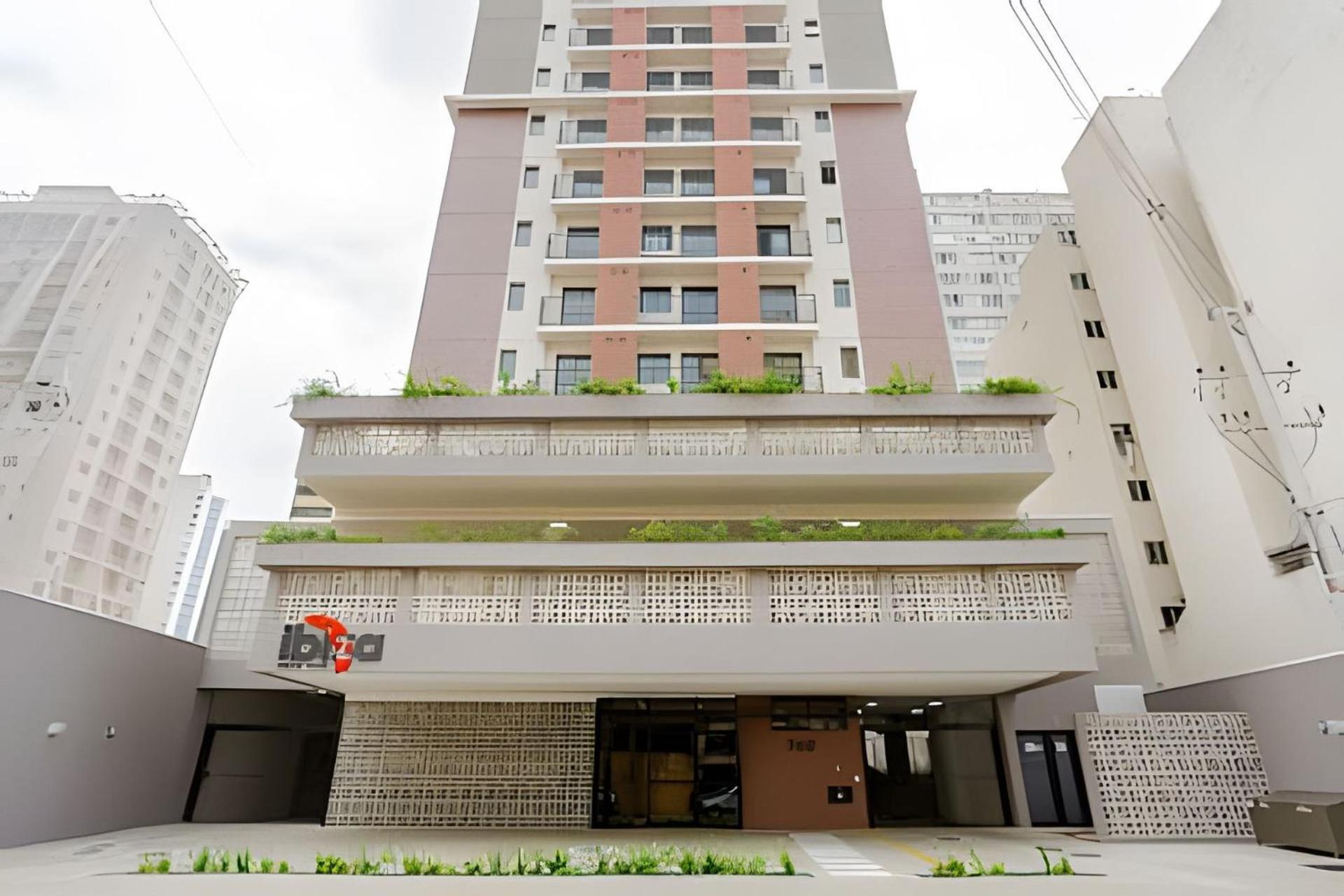 Apartamento Casal Com Cama Queen - Piscina E Academia No Centro De *