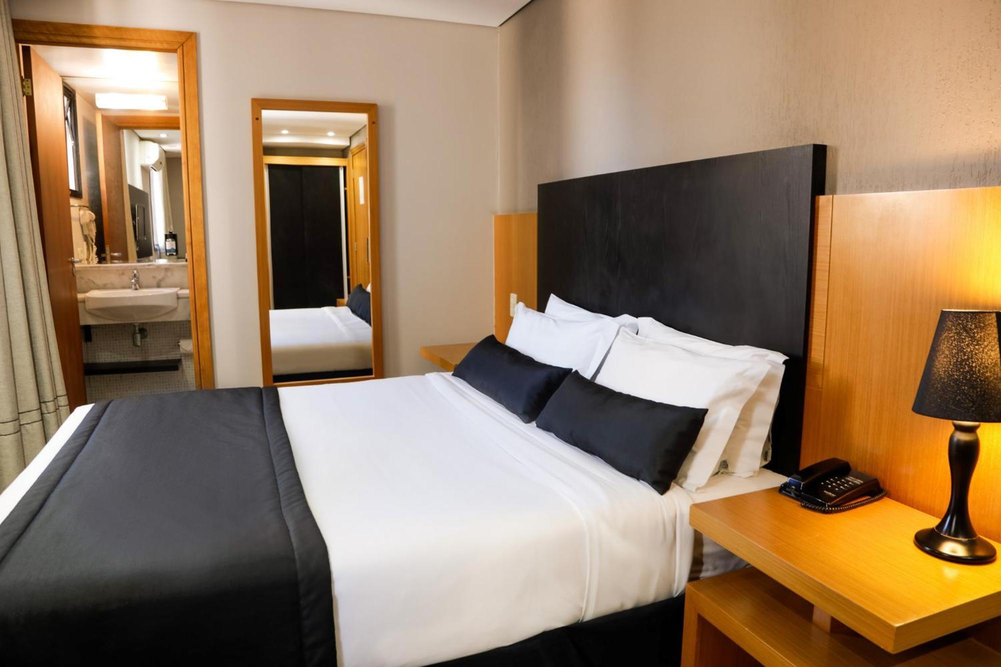Hotel Slaviero Batel 4*