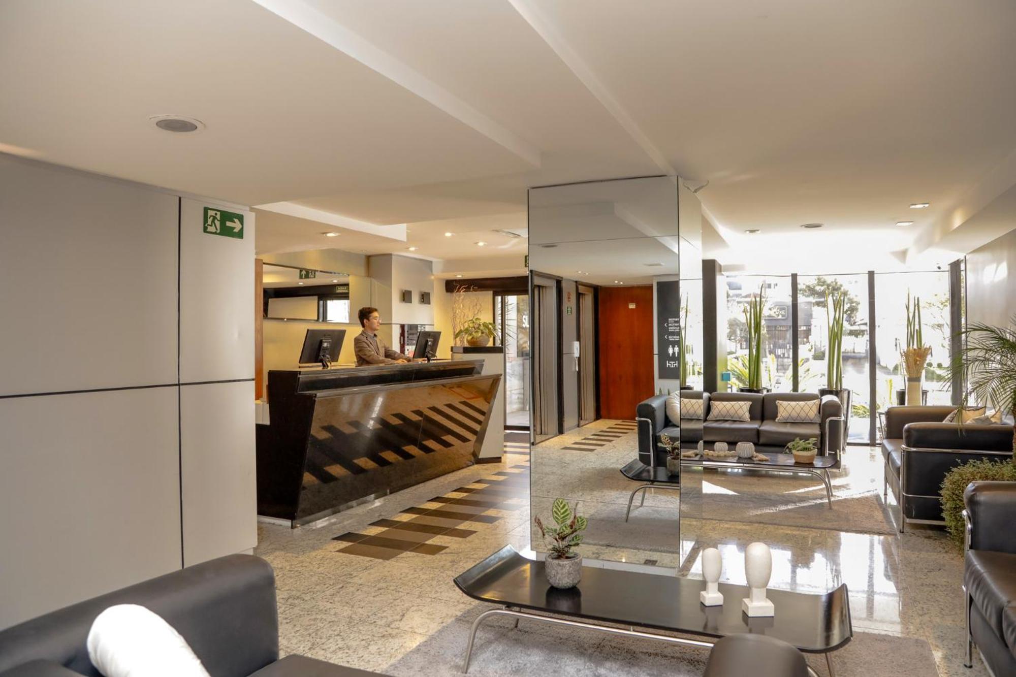 Hotel Slaviero Batel 4*