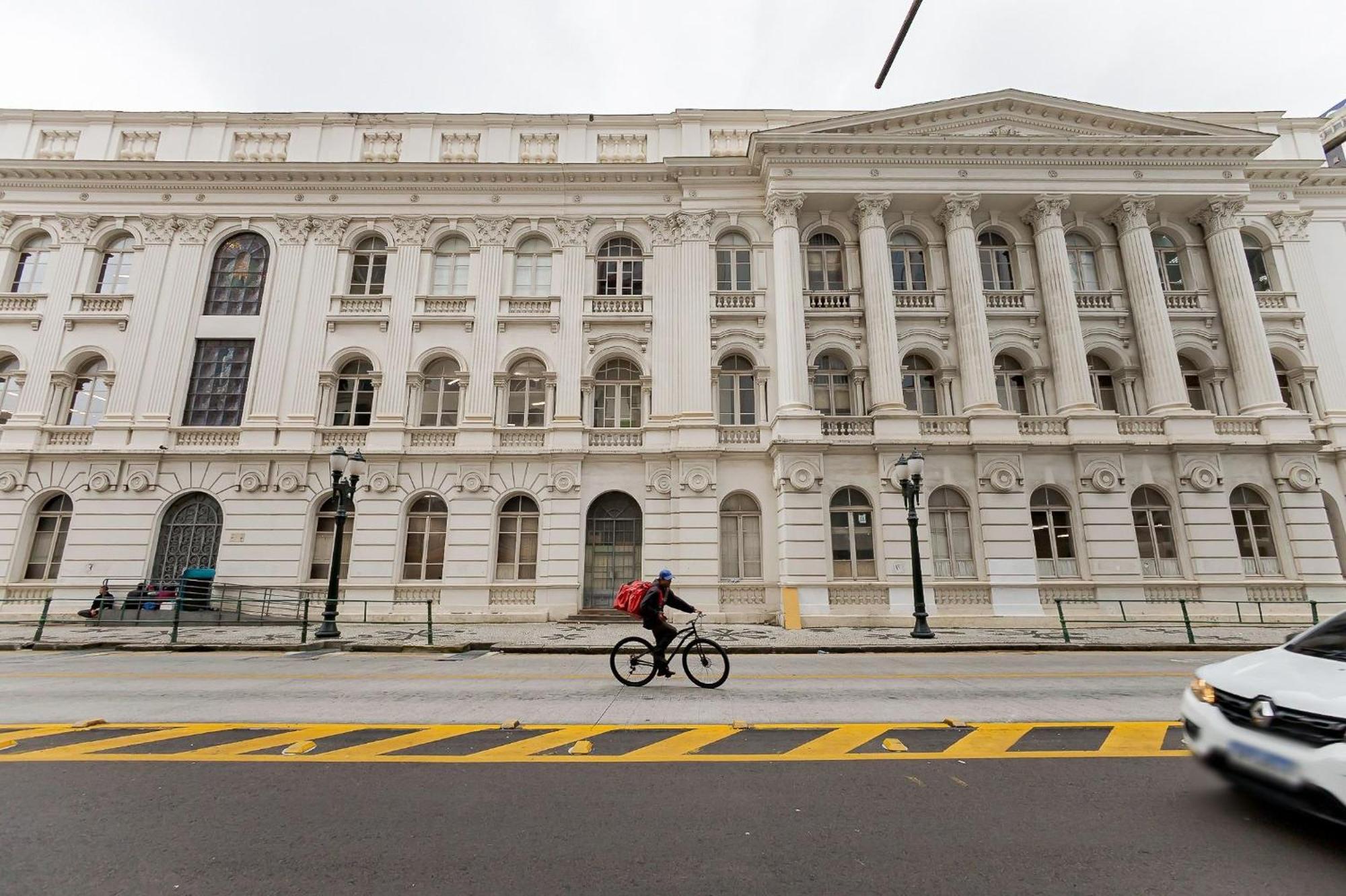 Edificio Ambassador | Centro Apartamento
