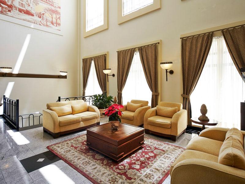 Hotel Transamerica Executive Batel