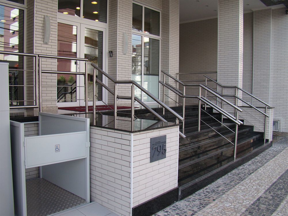 Hotel Confiance Prime Batel 3*