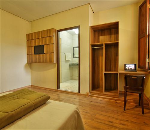 Hostel Roma Curitiba