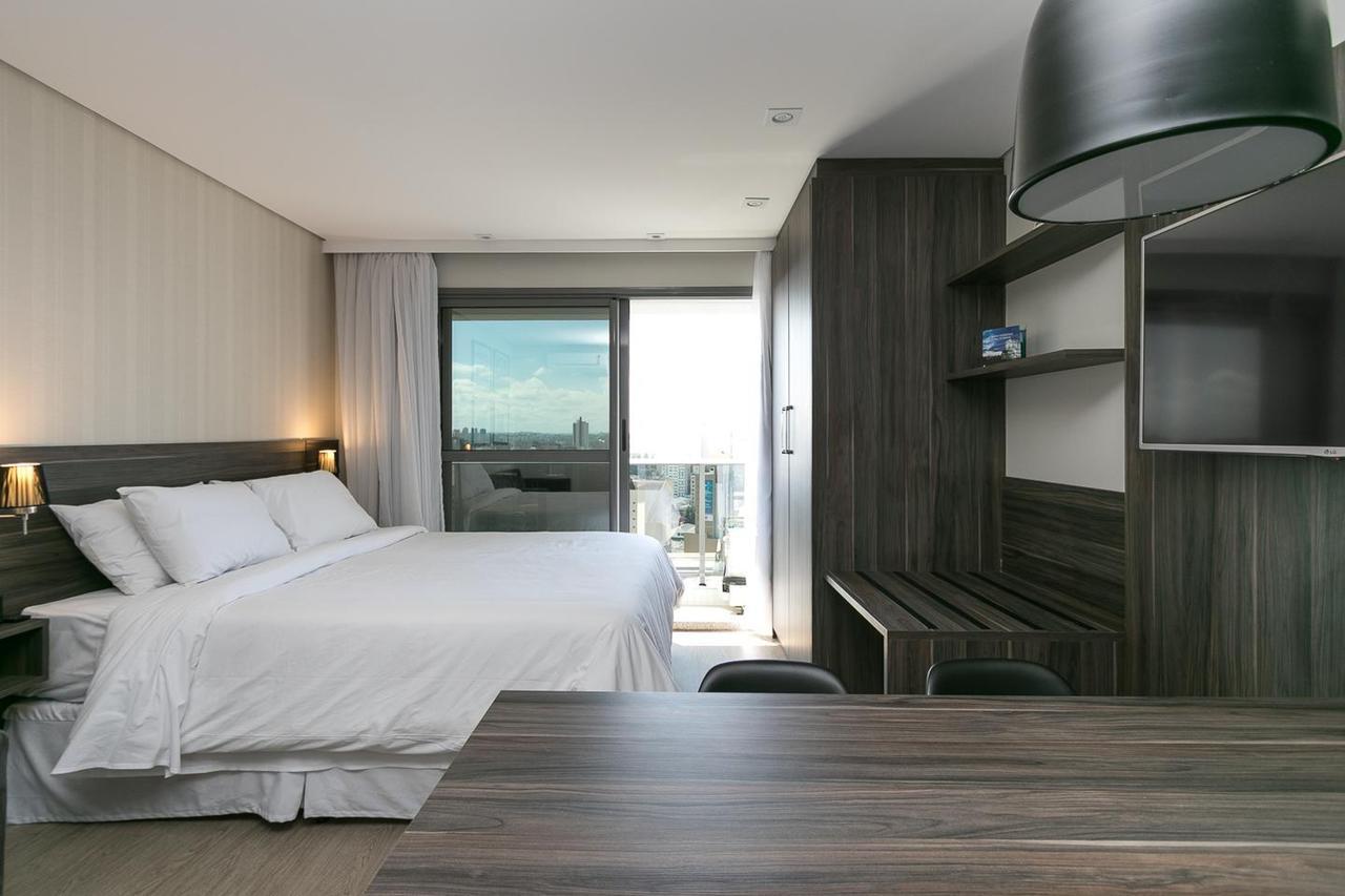 Flat No 7th Avenue Oxford Apartment