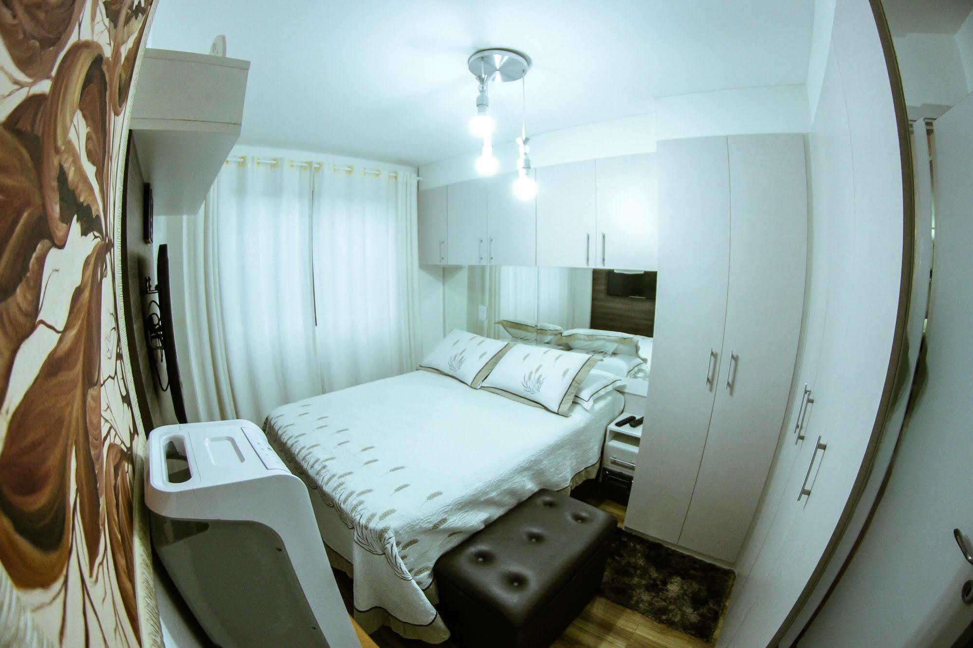 Mondrian Studio *