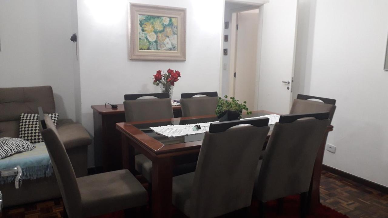 Casa Com Garagem Em